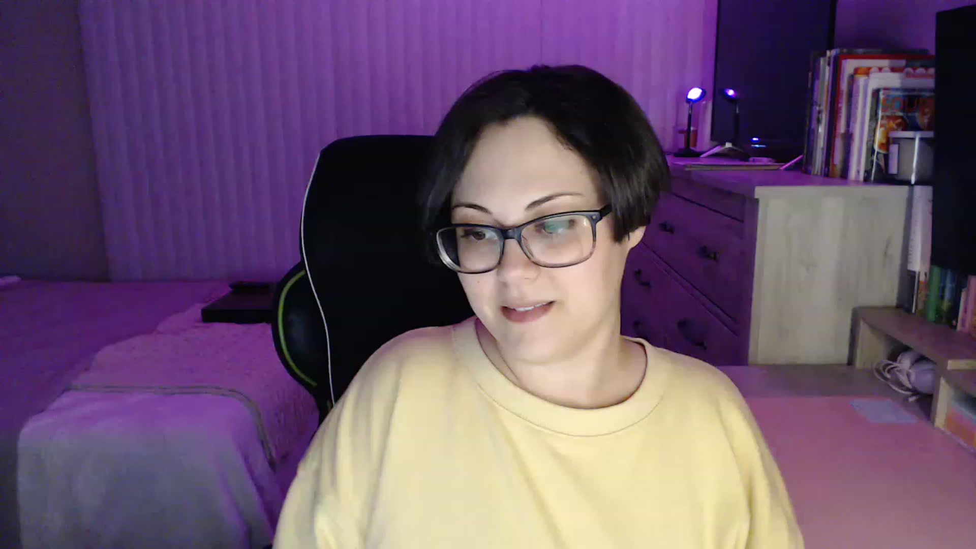 Gallery image thumbnail from Sexy_Sona's myfreecams stream on, 12/19/2022, 03:48 image 17 of 20
