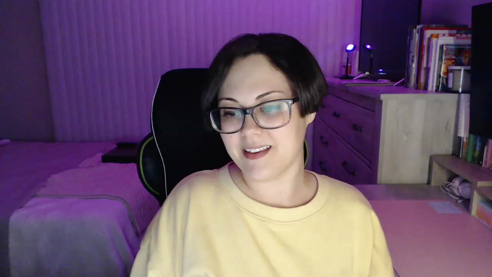 Gallery image thumbnail from Sexy_Sona's myfreecams stream on, 12/19/2022, 03:48 image 16 of 20