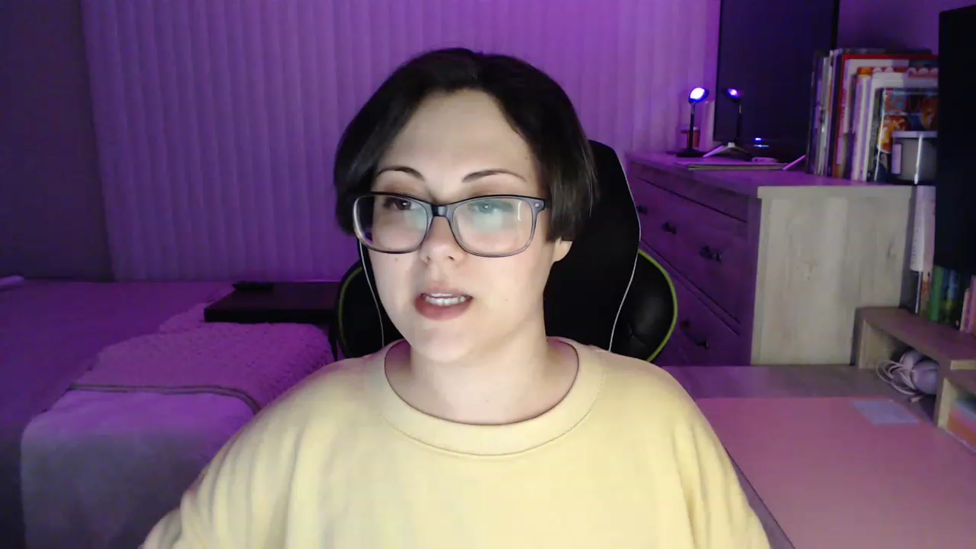 Gallery image thumbnail from Sexy_Sona's myfreecams stream on, 12/19/2022, 04:50 image 13 of 20