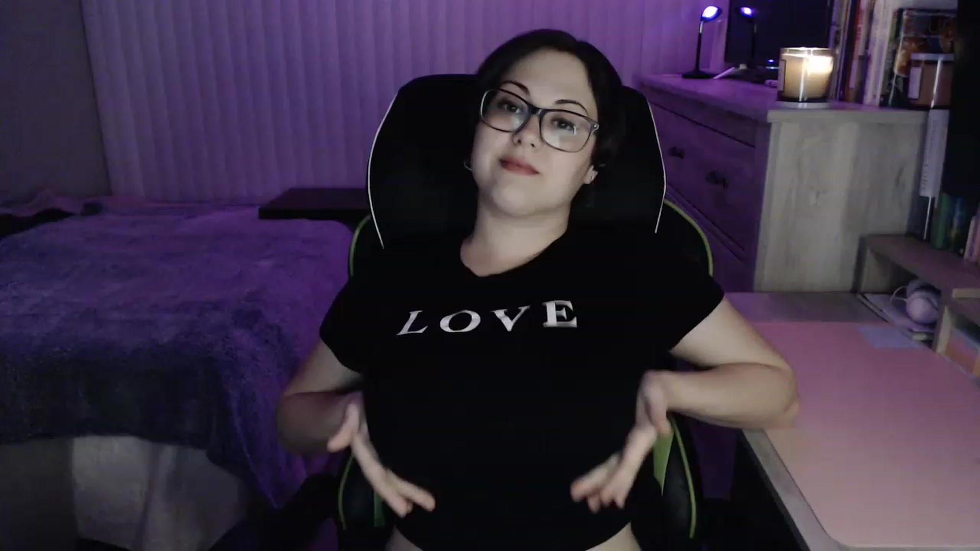 Gallery image thumbnail from Sexy_Sona's myfreecams stream on, 12/27/2022, 03:53 image 6 of 20