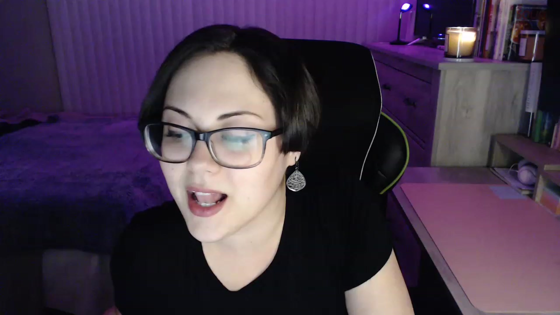 Gallery image thumbnail from Sexy_Sona's myfreecams stream on, 12/27/2022, 03:53 image 5 of 20