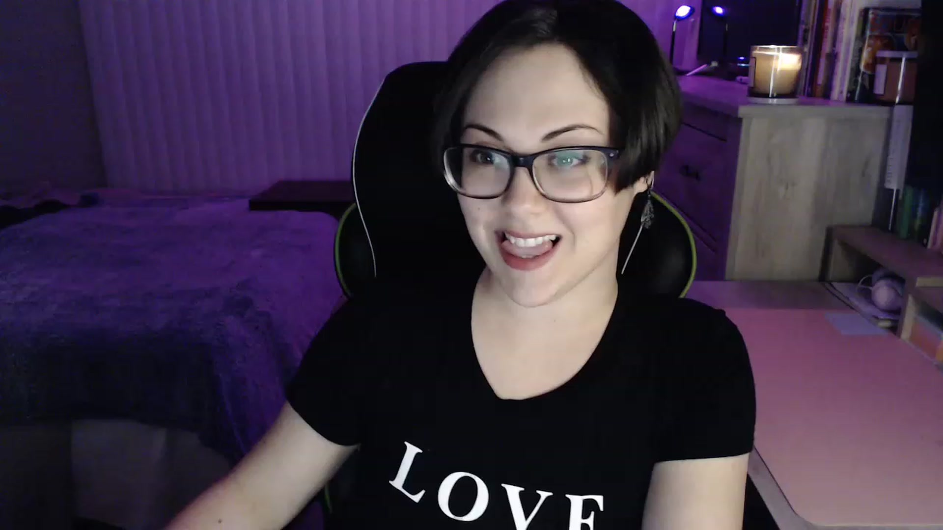 Gallery image thumbnail from Sexy_Sona's myfreecams stream on, 12/27/2022, 03:53 image 8 of 20