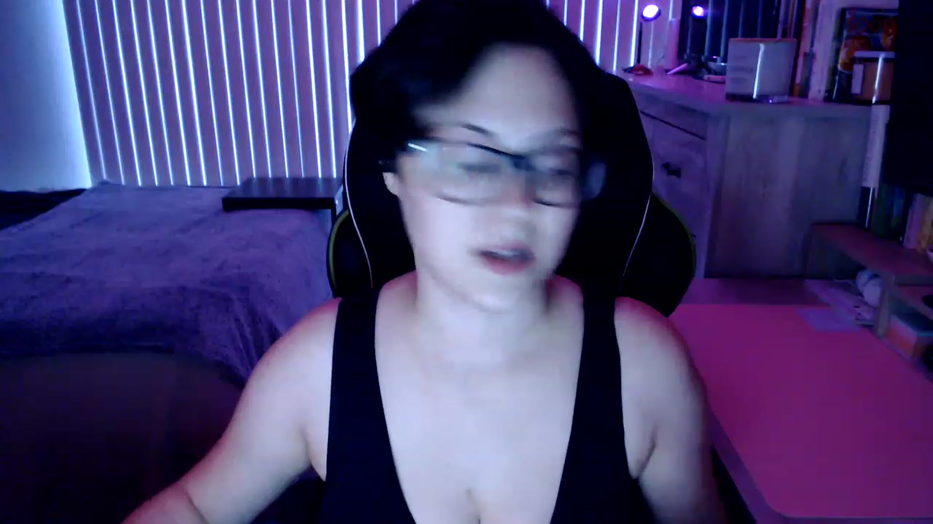 Gallery image thumbnail from Sexy_Sona's myfreecams stream on, 01/02/2023, 20:25 image 10 of 20