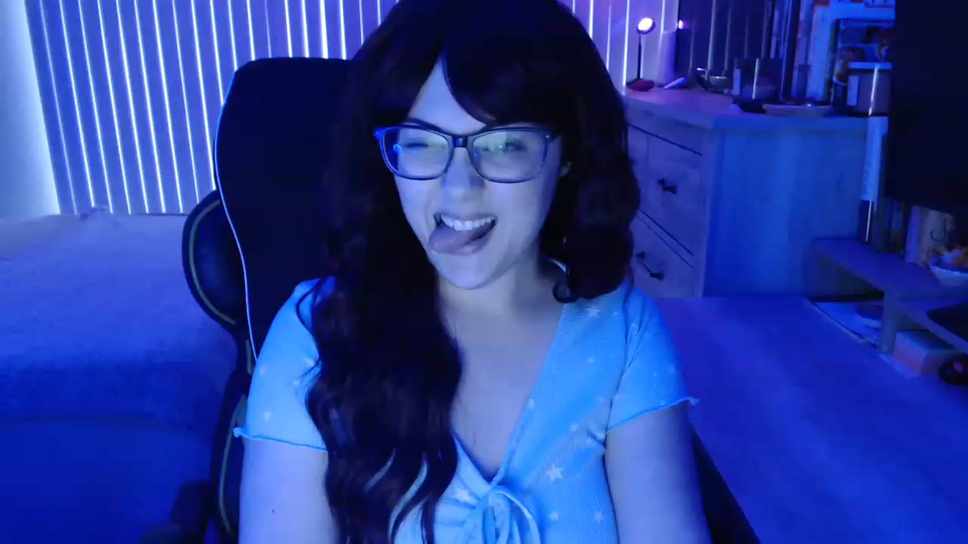 Gallery image thumbnail from Sexy_Sona's myfreecams stream on, 01/25/2023, 21:45 image 8 of 20
