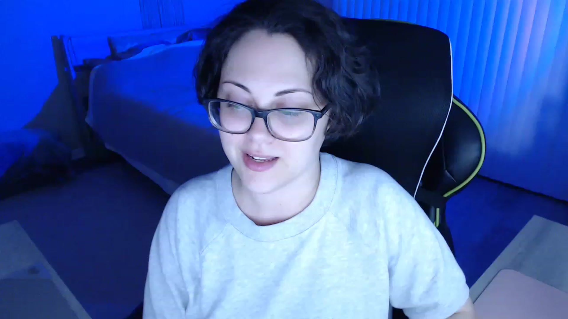 Gallery image thumbnail from Sexy_Sona's myfreecams stream on, 03/08/2023, 24:05 image 18 of 20