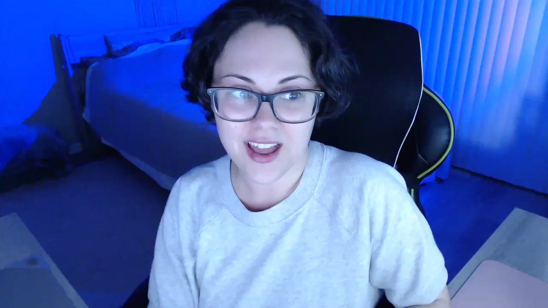 Gallery image thumbnail from Sexy_Sona's myfreecams stream on, 03/08/2023, 24:05 image 9 of 20