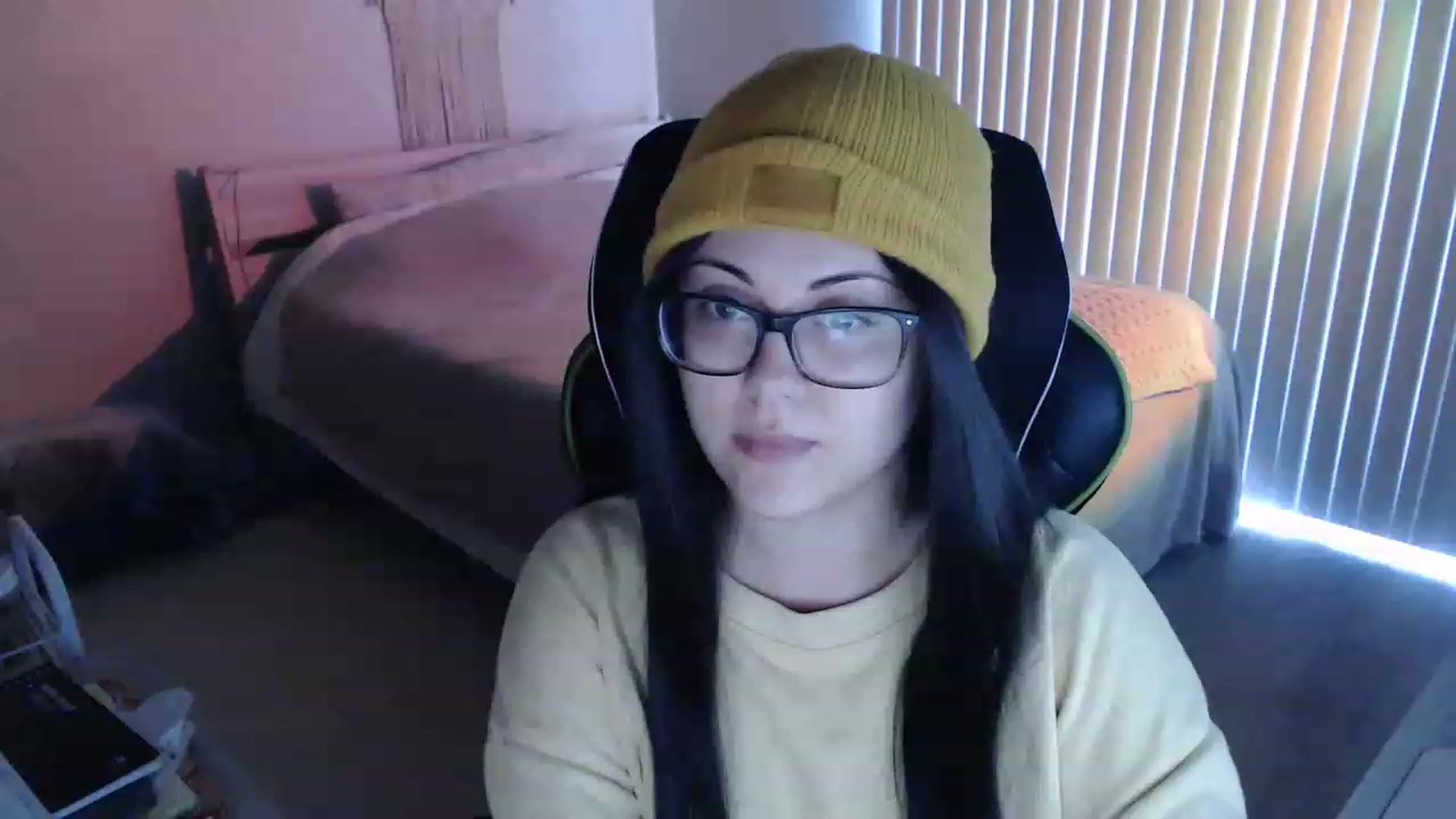 Gallery image thumbnail from Sexy_Sona's myfreecams stream on, 03/08/2023, 18:32 image 1 of 20