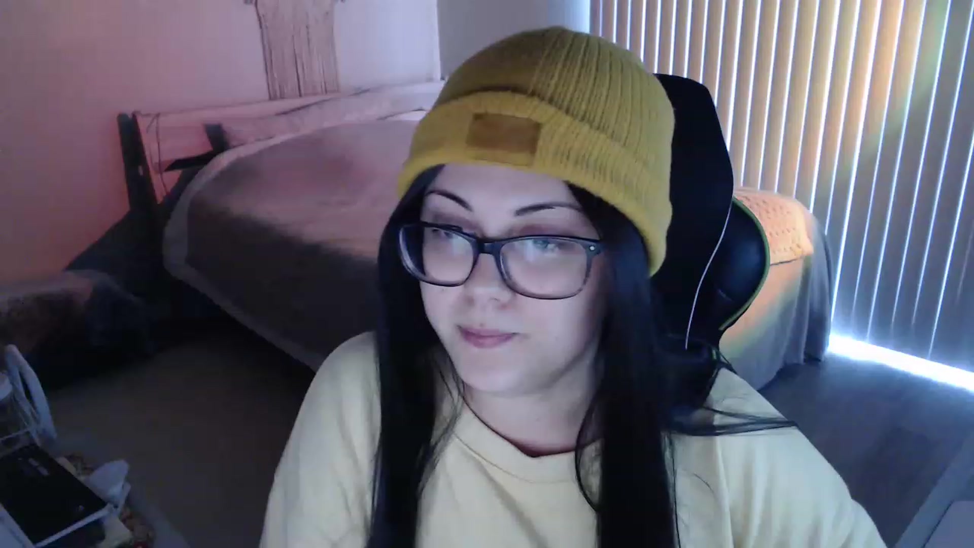 Gallery image thumbnail from Sexy_Sona's myfreecams stream on, 03/08/2023, 18:32 image 17 of 20