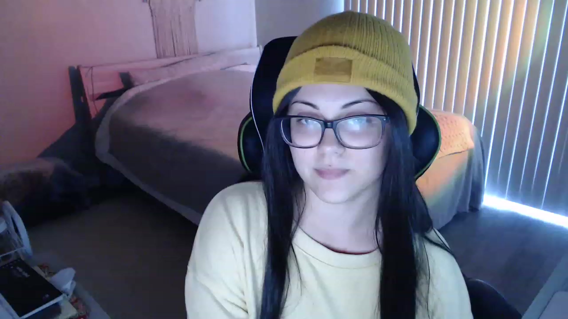 Gallery image thumbnail from Sexy_Sona's myfreecams stream on, 03/08/2023, 18:32 image 16 of 20