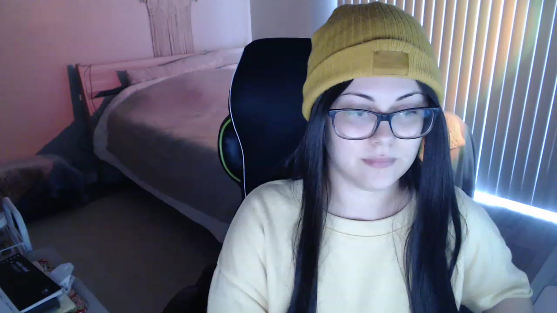 Gallery image thumbnail from Sexy_Sona's myfreecams stream on, 03/08/2023, 18:32 image 8 of 20