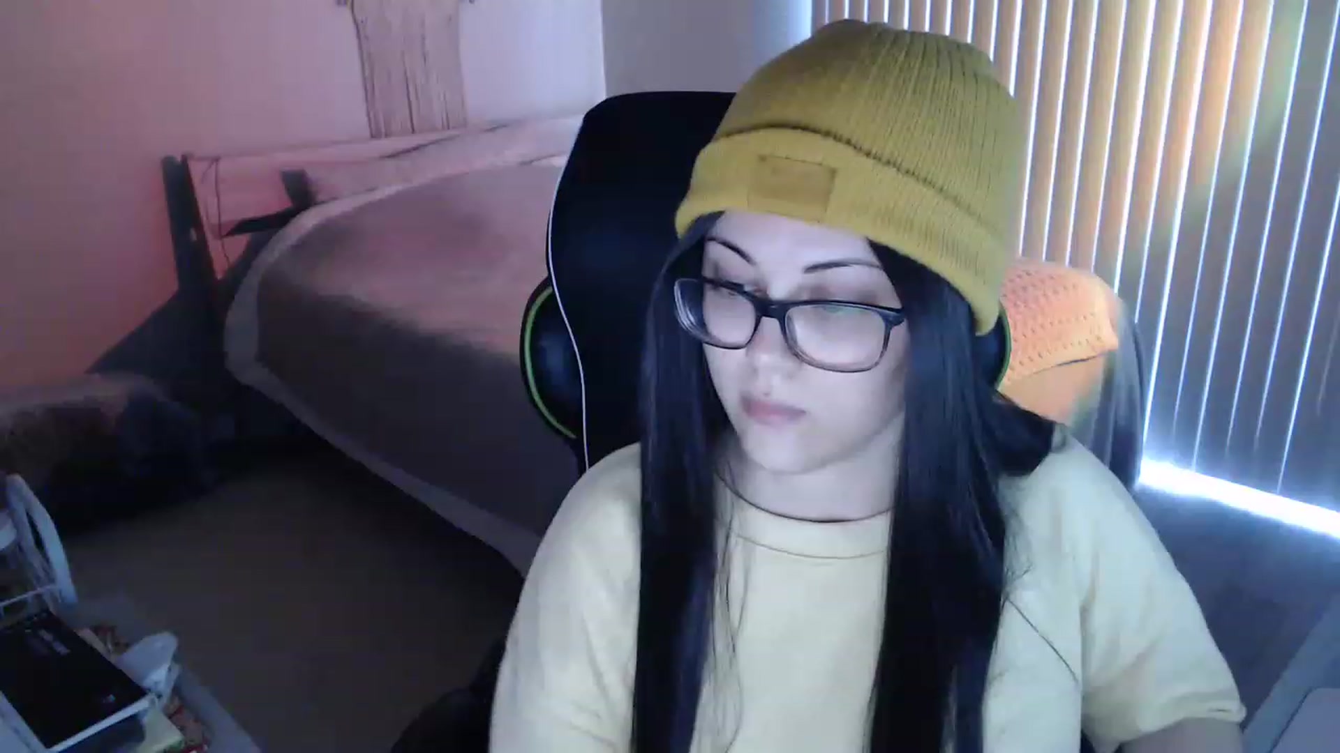 Gallery image thumbnail from Sexy_Sona's myfreecams stream on, 03/08/2023, 18:32 image 12 of 20