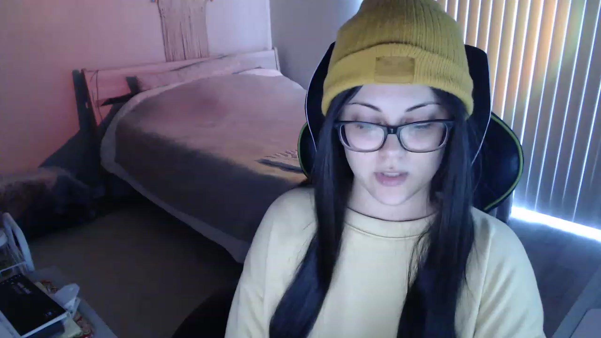 Gallery image thumbnail from Sexy_Sona's myfreecams stream on, 03/08/2023, 19:09 image 8 of 20