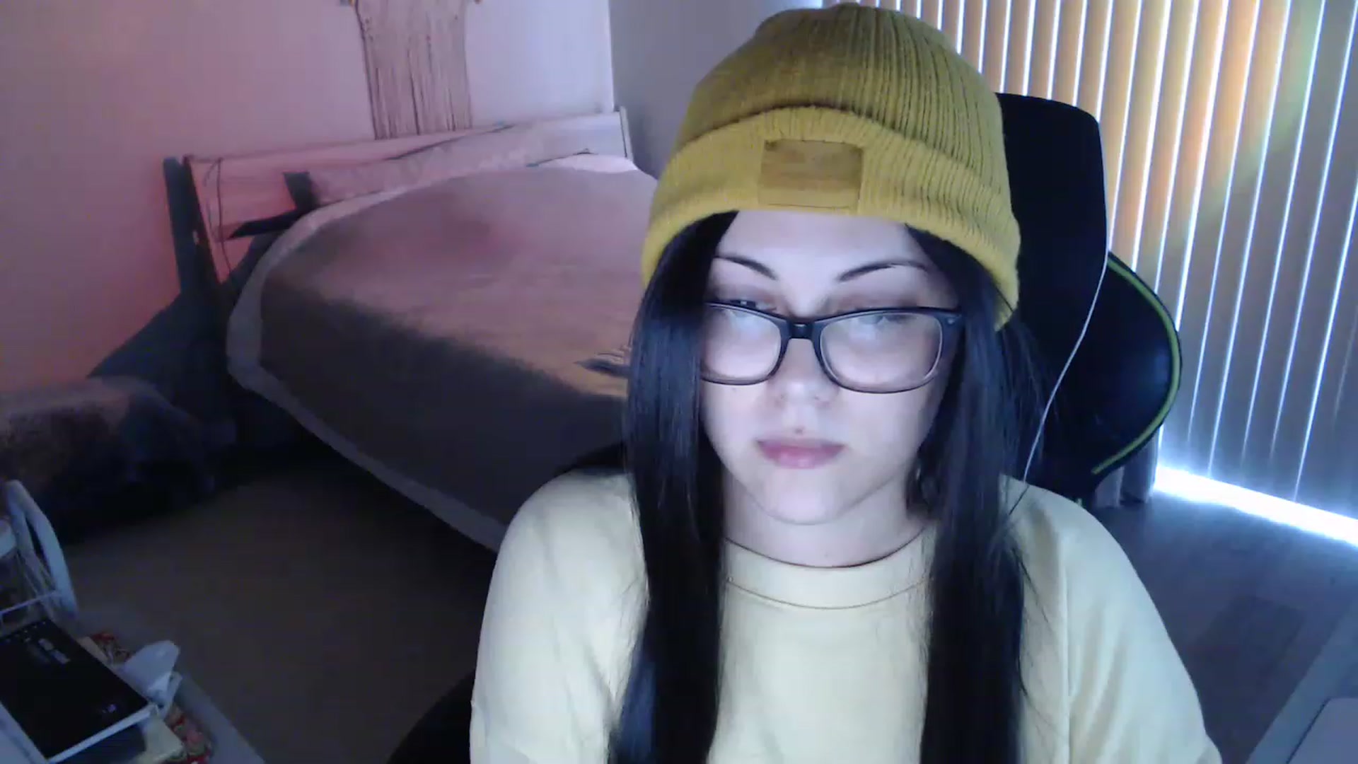 Gallery image thumbnail from Sexy_Sona's myfreecams stream on, 03/08/2023, 19:09 image 7 of 20