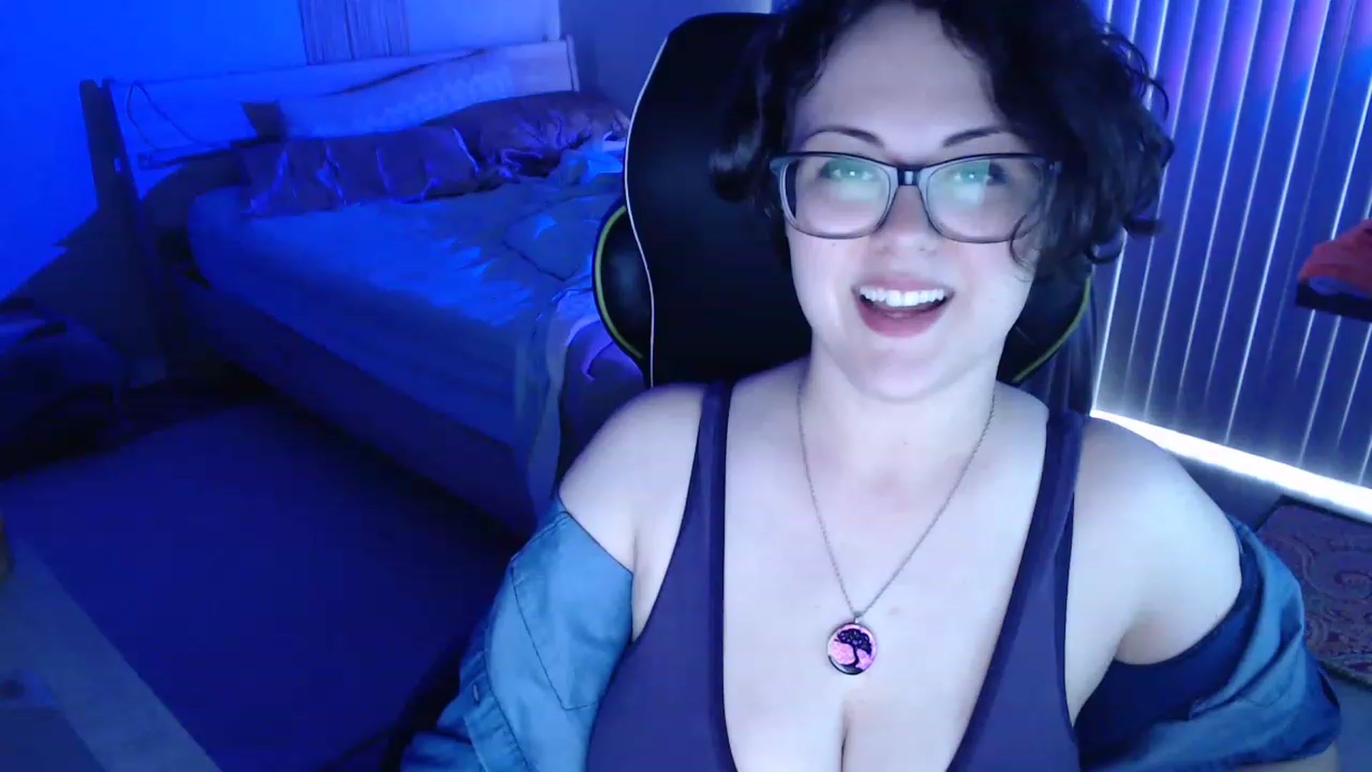 Gallery image thumbnail from Sexy_Sona's myfreecams stream on, 03/12/2023, 23:21 image 9 of 20