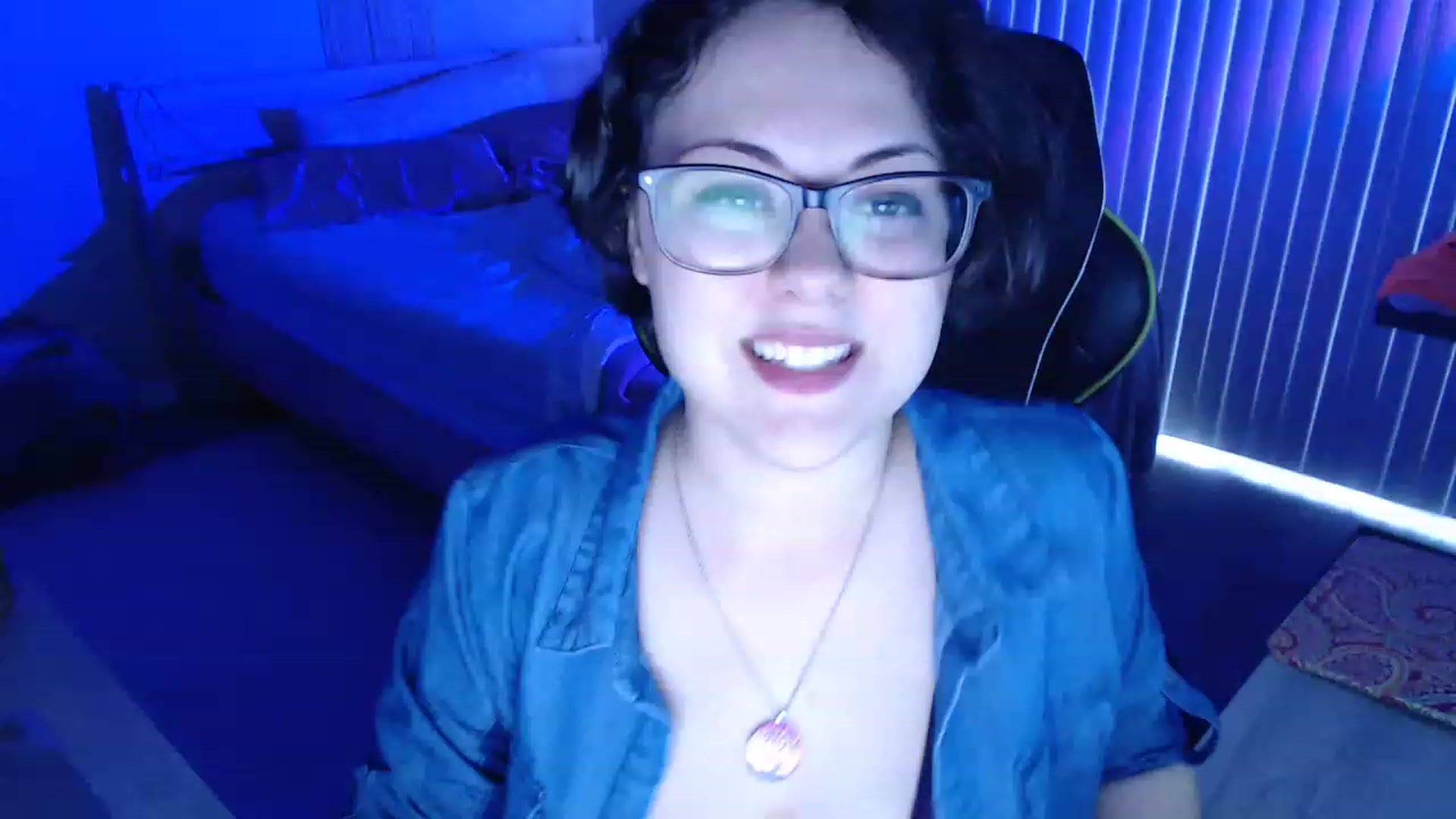 Gallery image thumbnail from Sexy_Sona's myfreecams stream on, 03/12/2023, 23:21 image 1 of 20