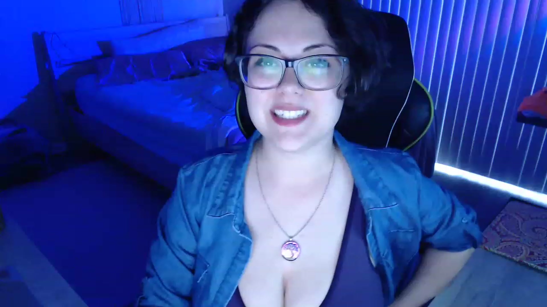 Gallery image thumbnail from Sexy_Sona's myfreecams stream on, 03/12/2023, 23:21 image 2 of 20