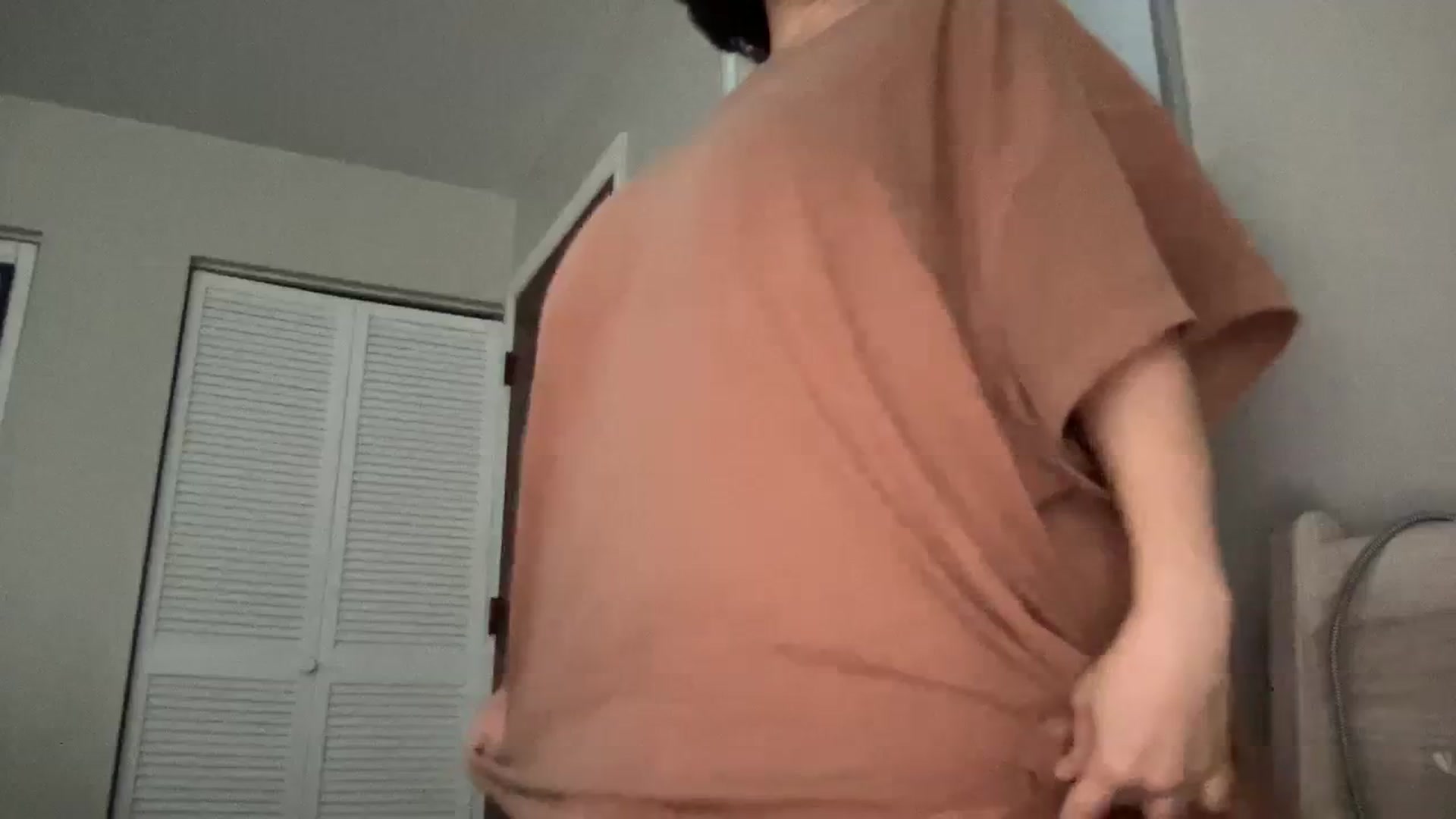 Gallery image thumbnail from Sexy_Sona's myfreecams stream on, 07/29/2023, 18:07 image 7 of 20