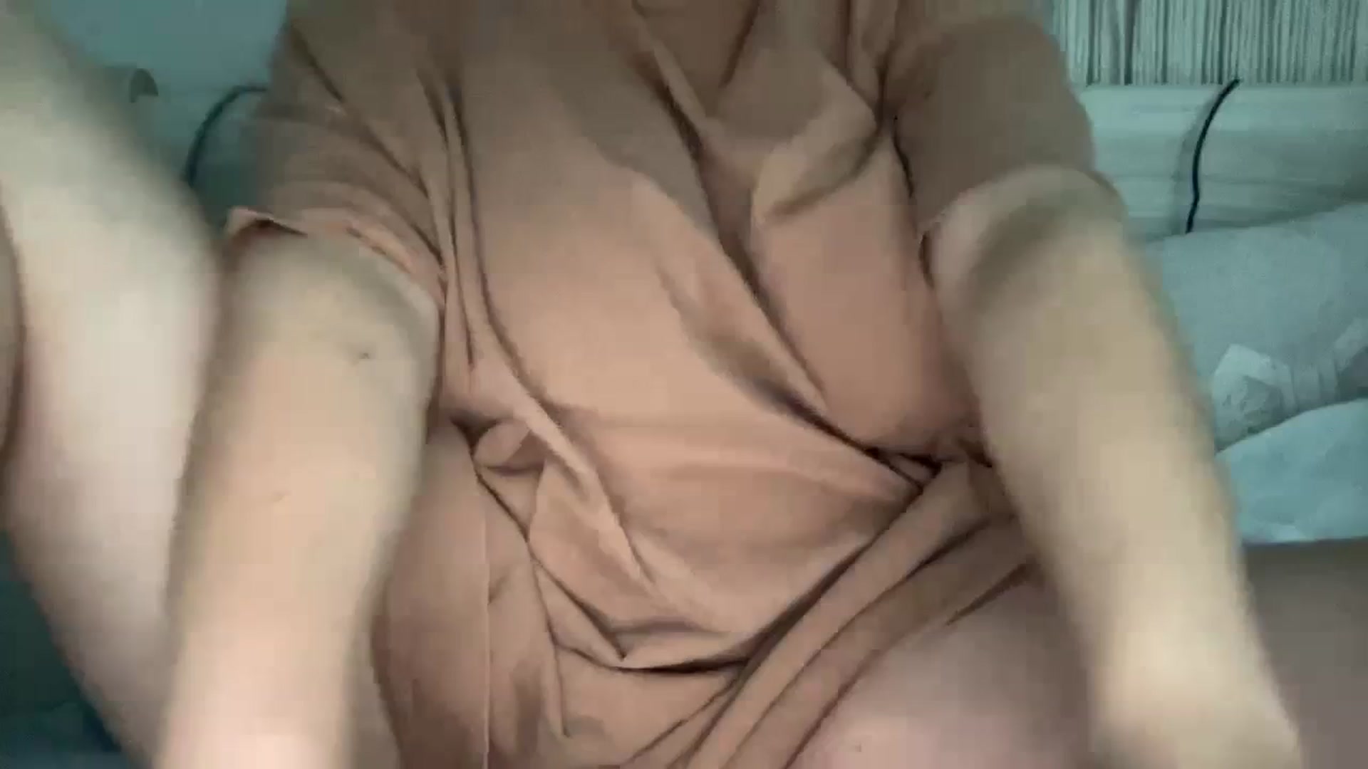 Gallery image thumbnail from Sexy_Sona's myfreecams stream on, 07/29/2023, 18:31 image 5 of 20