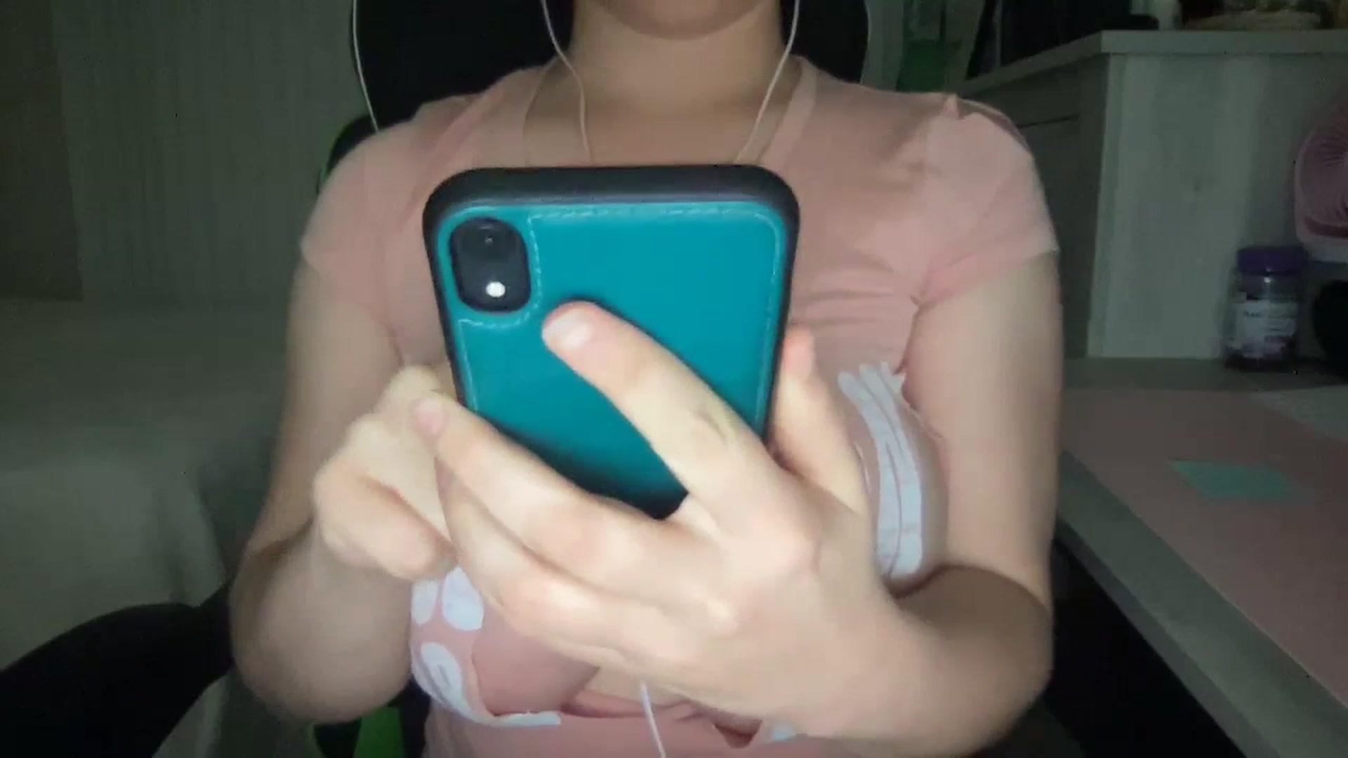 Gallery image thumbnail from Sexy_Sona's myfreecams stream on, 08/06/2023, 24:55 image 18 of 20