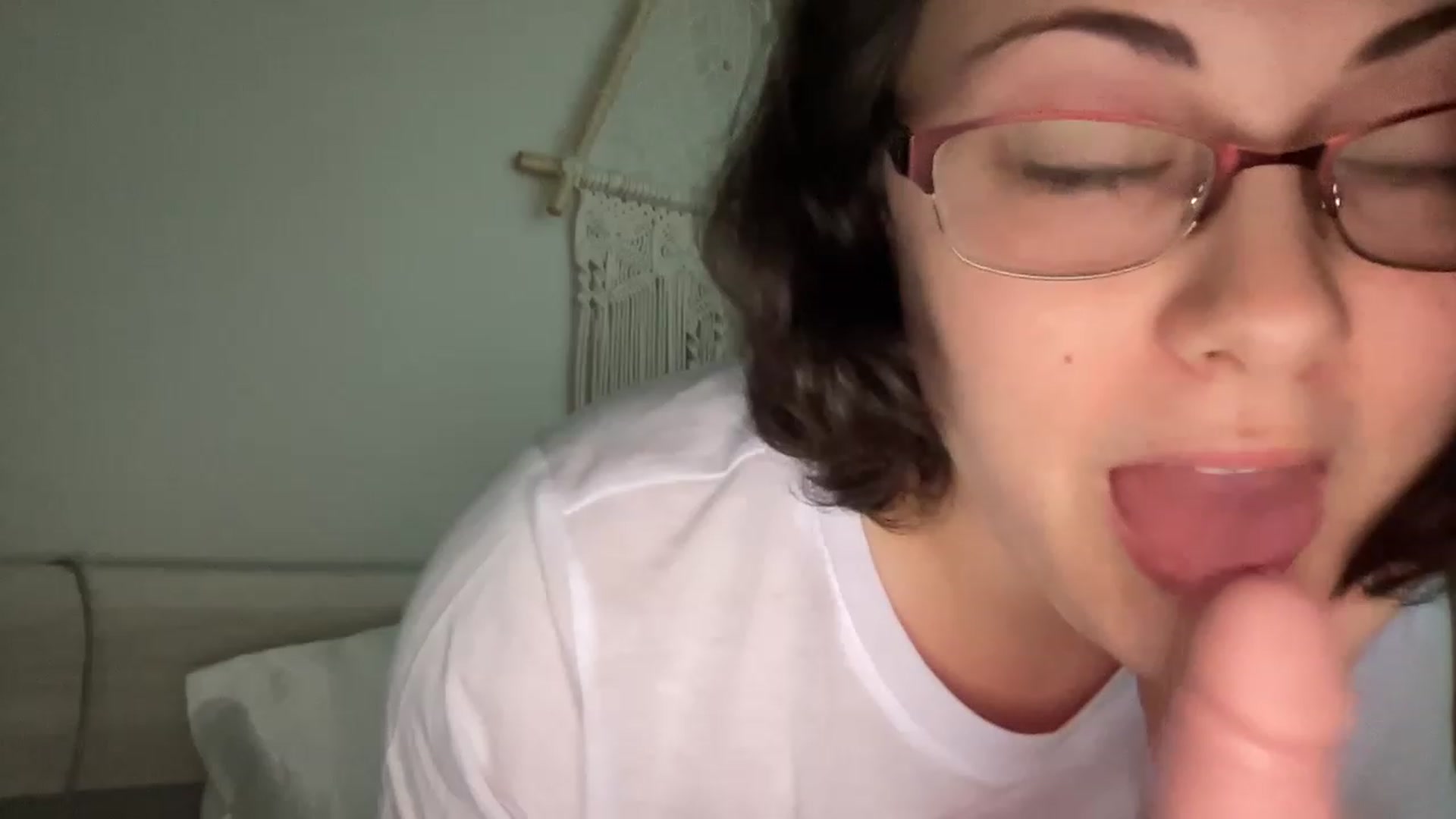 Gallery image thumbnail from Sexy_Sona's myfreecams stream on, 08/11/2023, 17:28 image 14 of 20