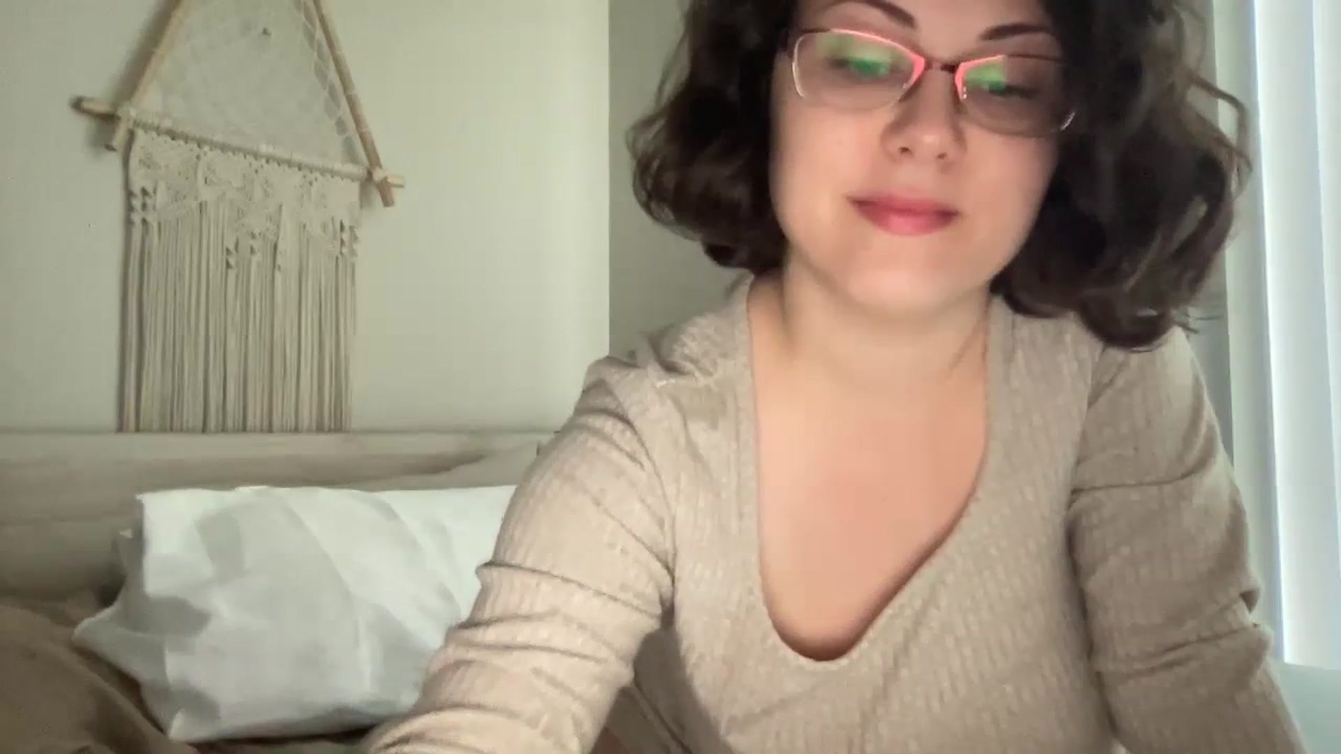 Gallery image thumbnail from Sexy_Sona's myfreecams stream on, 08/16/2023, 16:27 image 2 of 20