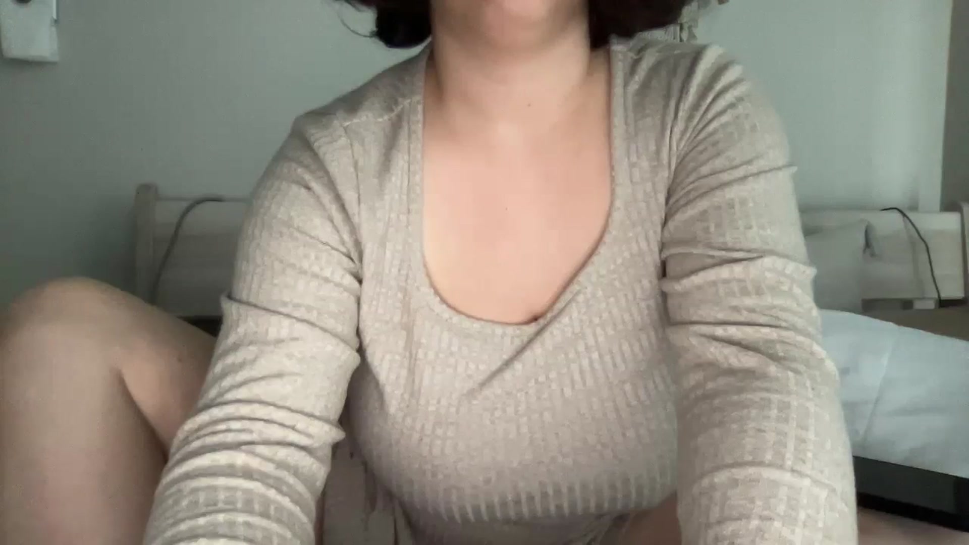 Gallery image thumbnail from Sexy_Sona's myfreecams stream on, 08/16/2023, 16:27 image 16 of 20