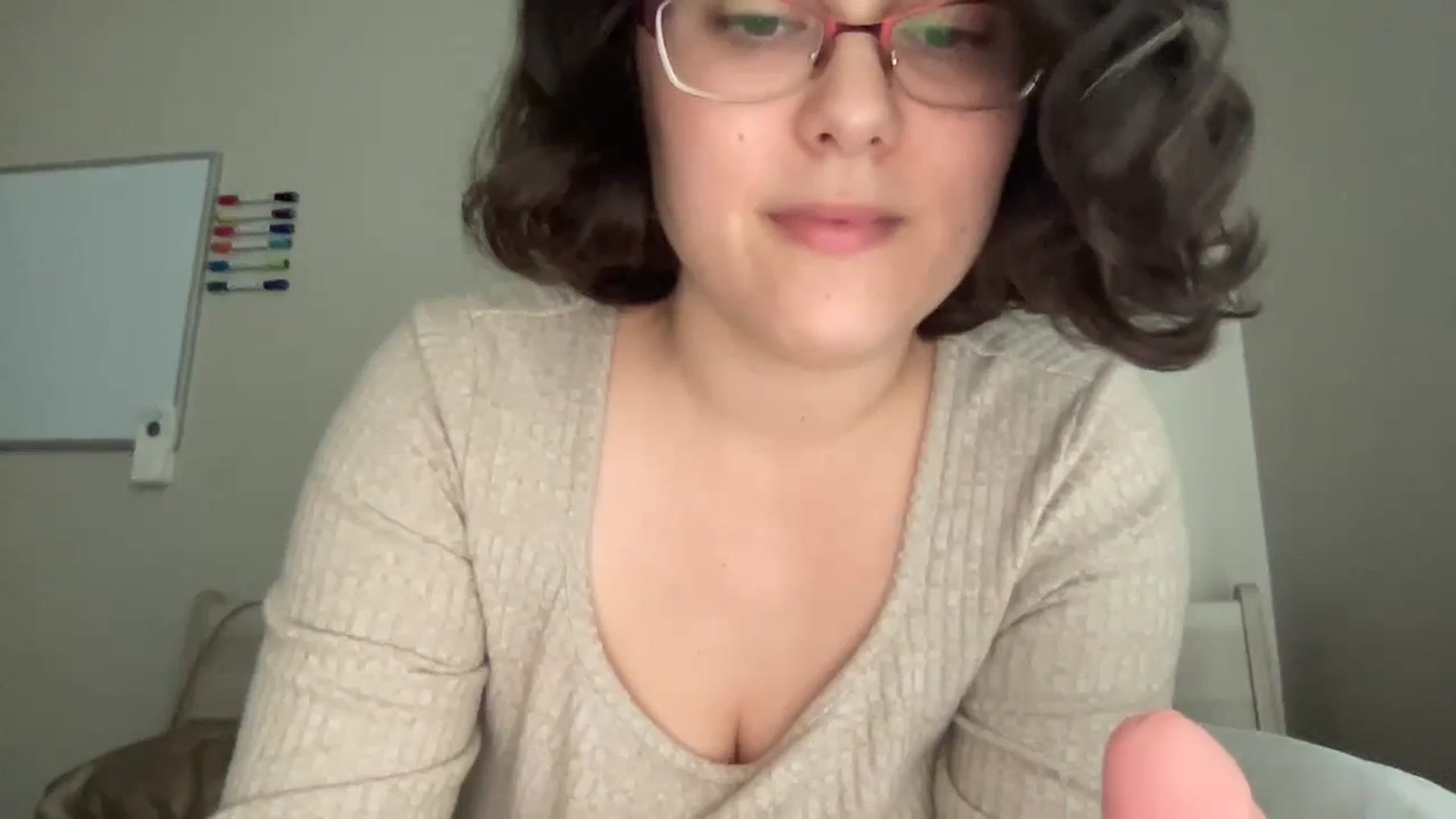 Gallery image thumbnail from Sexy_Sona's myfreecams stream on, 08/16/2023, 17:38 image 7 of 20
