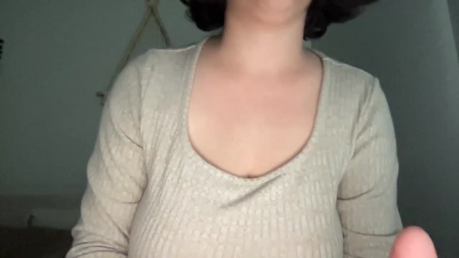 Gallery image thumbnail from Sexy_Sona's myfreecams stream on, 08/16/2023, 19:25 image 12 of 20