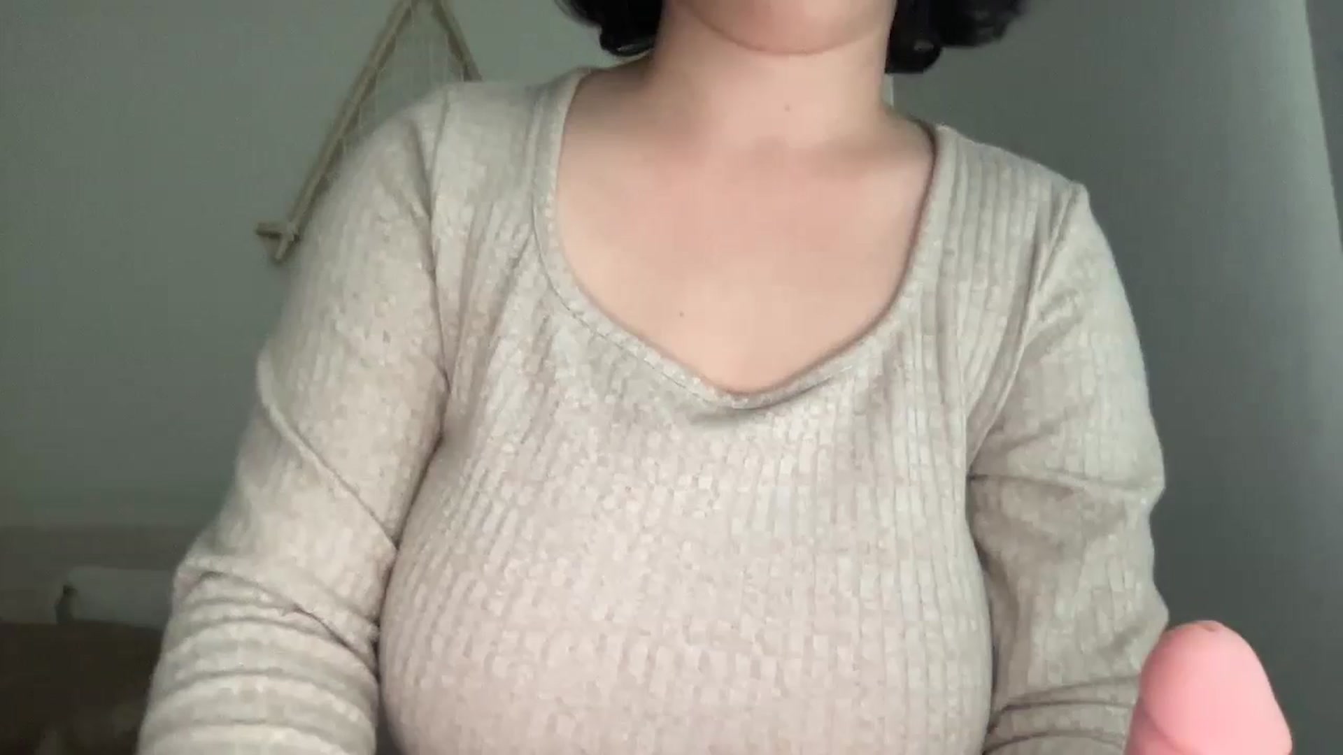 Gallery image thumbnail from Sexy_Sona's myfreecams stream on, 08/16/2023, 19:25 image 3 of 20