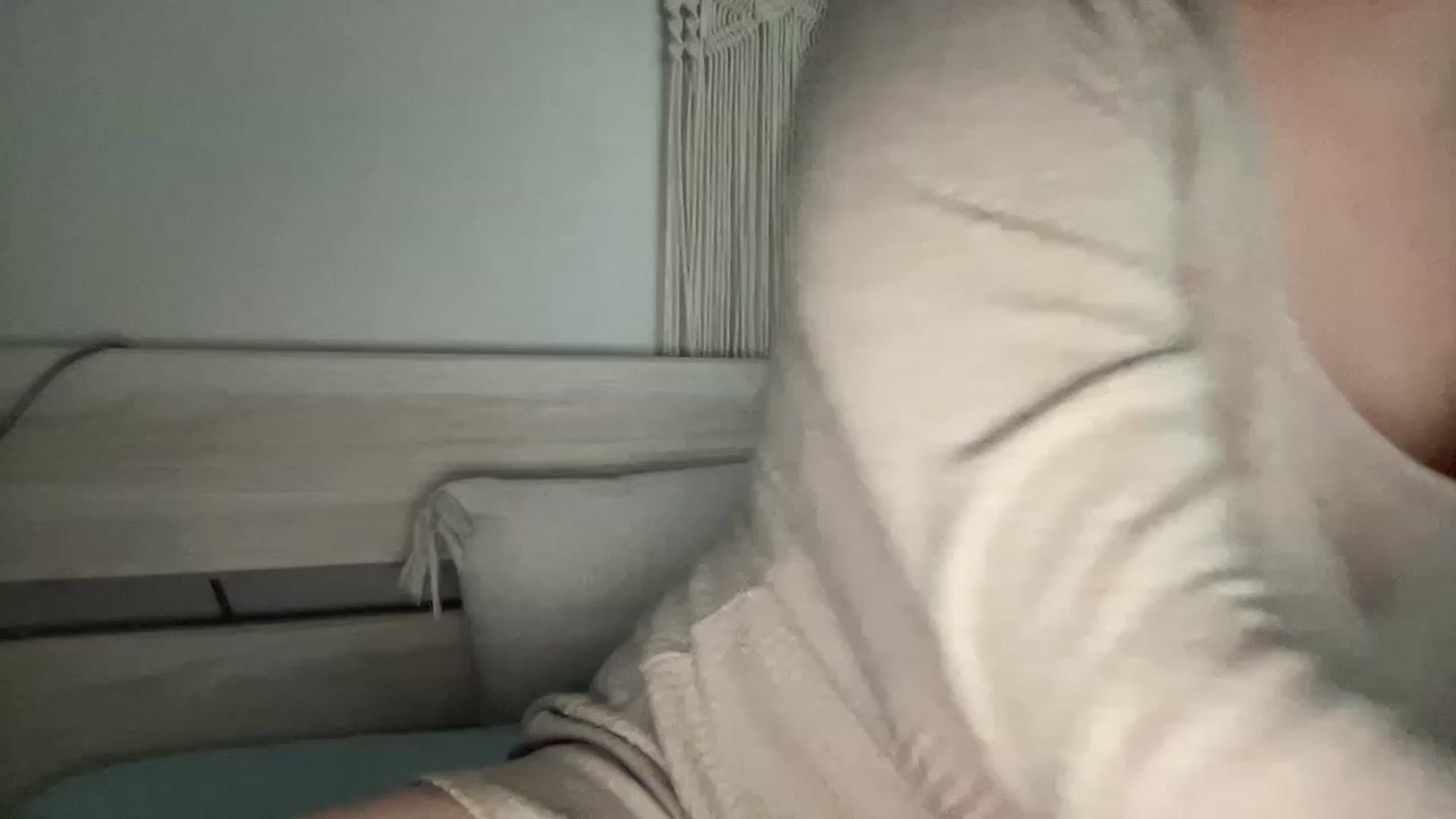 Gallery image thumbnail from Sexy_Sona's myfreecams stream on, 08/17/2023, 19:39 image 1 of 20