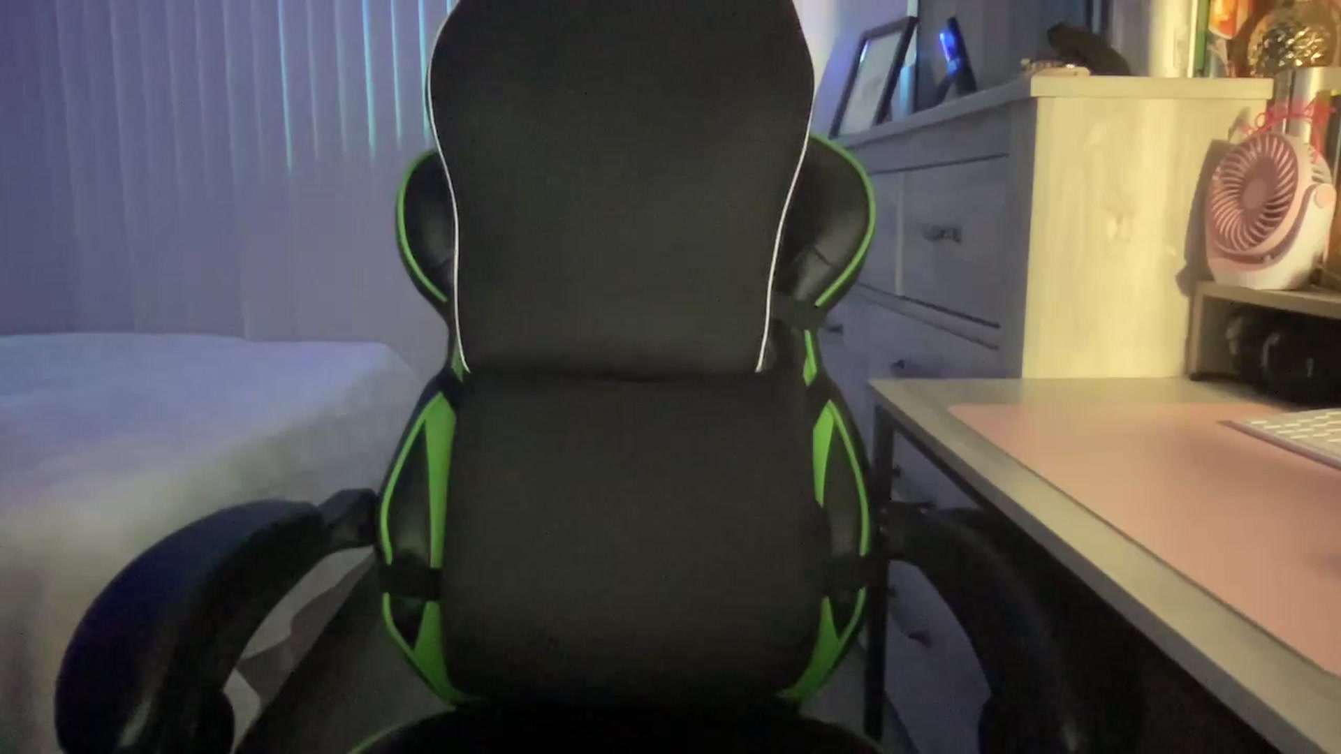 Gallery image thumbnail from Sexy_Sona's myfreecams stream on, 09/13/2023, 23:50 image 13 of 20