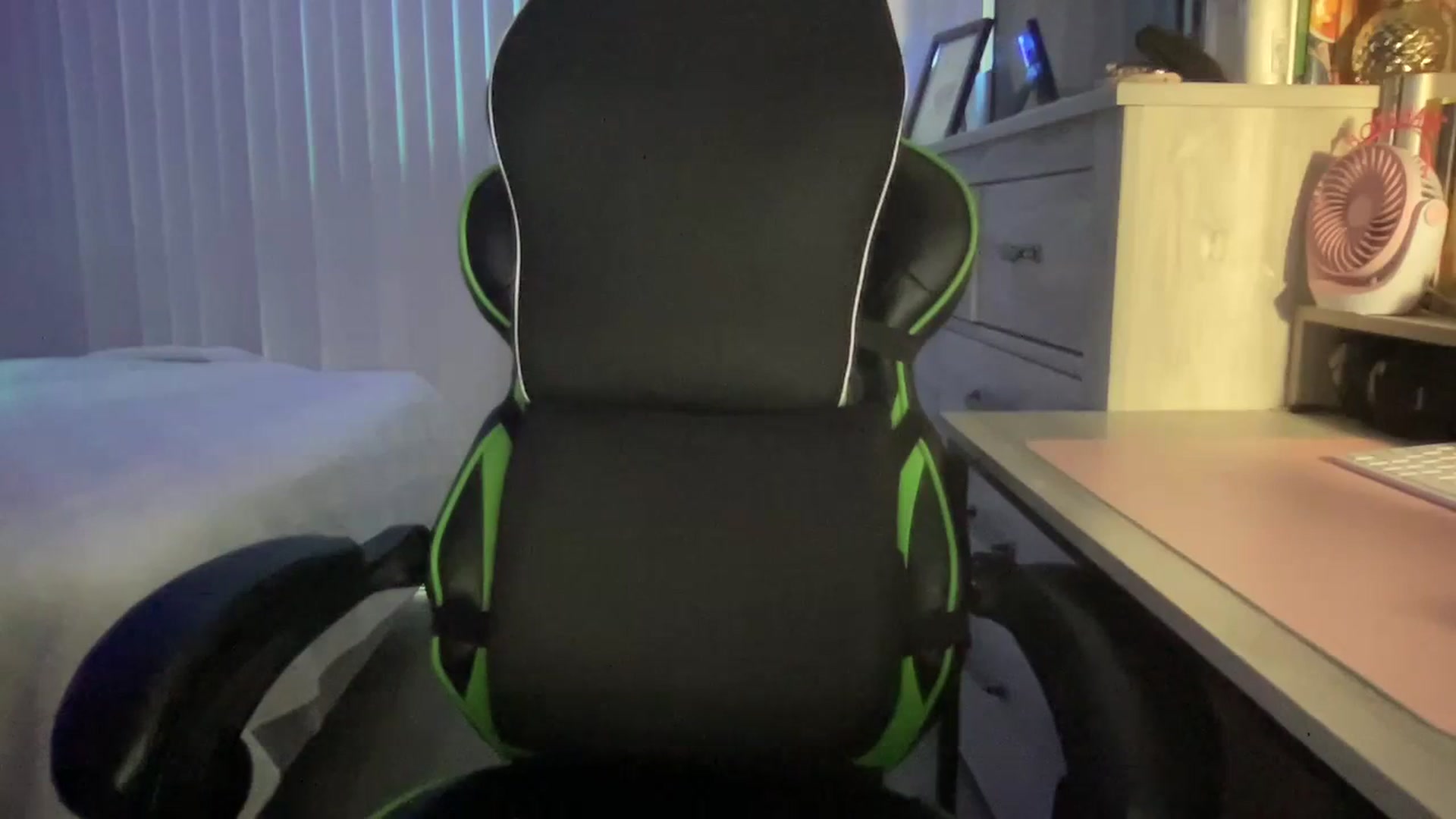 Gallery image thumbnail from Sexy_Sona's myfreecams stream on, 09/13/2023, 23:50 image 9 of 20