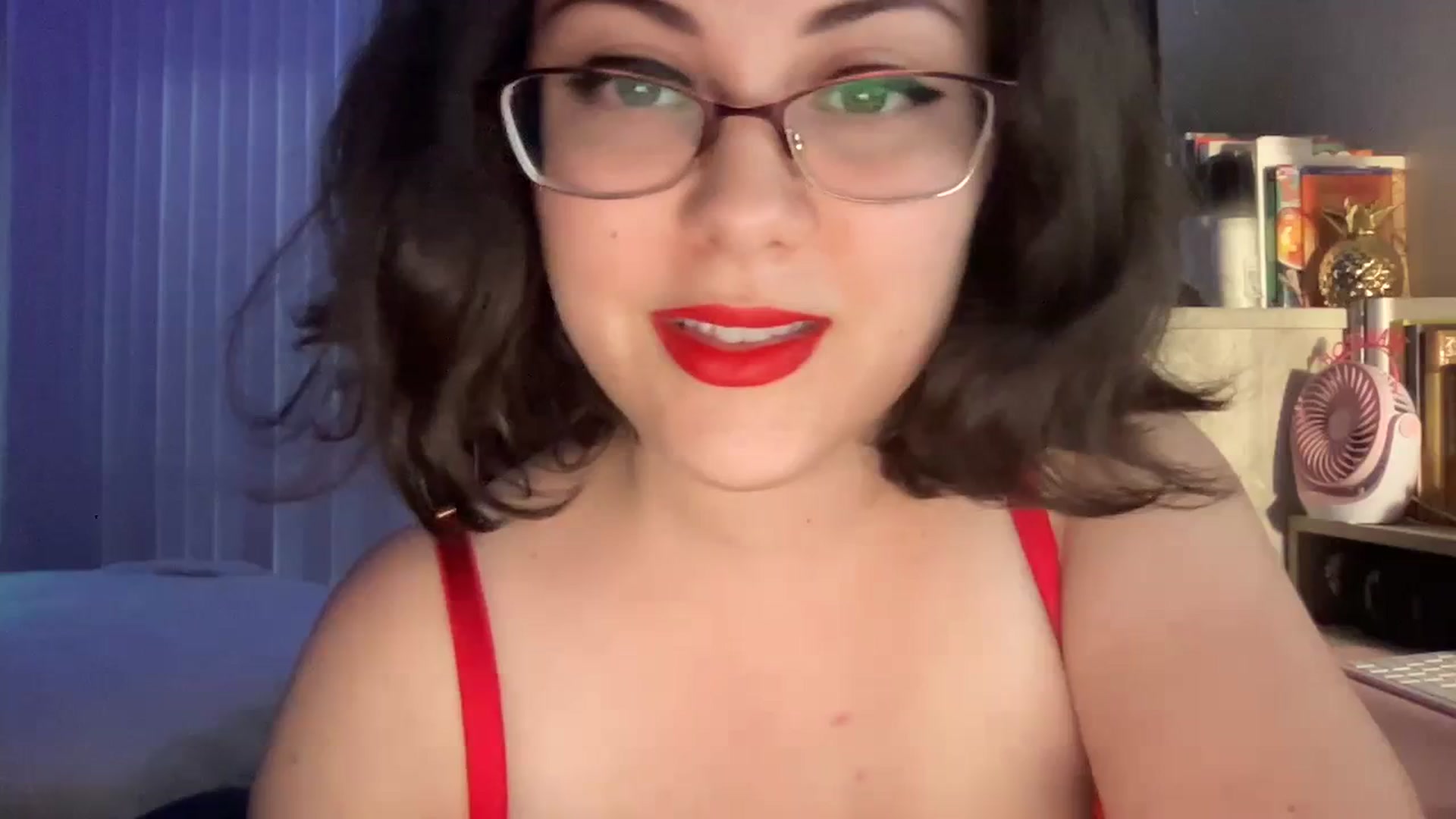 Gallery image thumbnail from Sexy_Sona's myfreecams stream on, 09/13/2023, 23:50 image 1 of 20