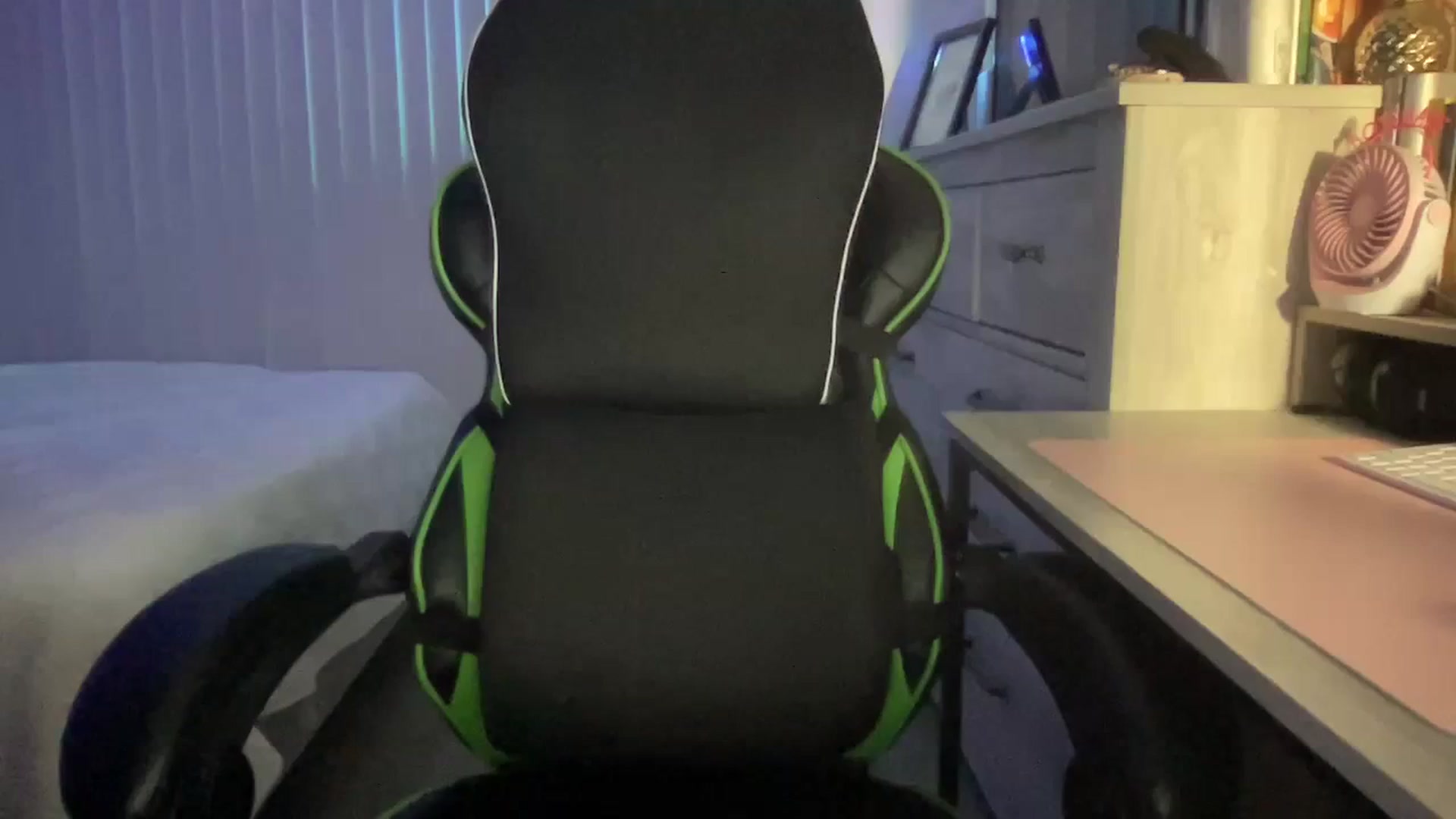 Gallery image thumbnail from Sexy_Sona's myfreecams stream on, 09/13/2023, 23:50 image 15 of 20