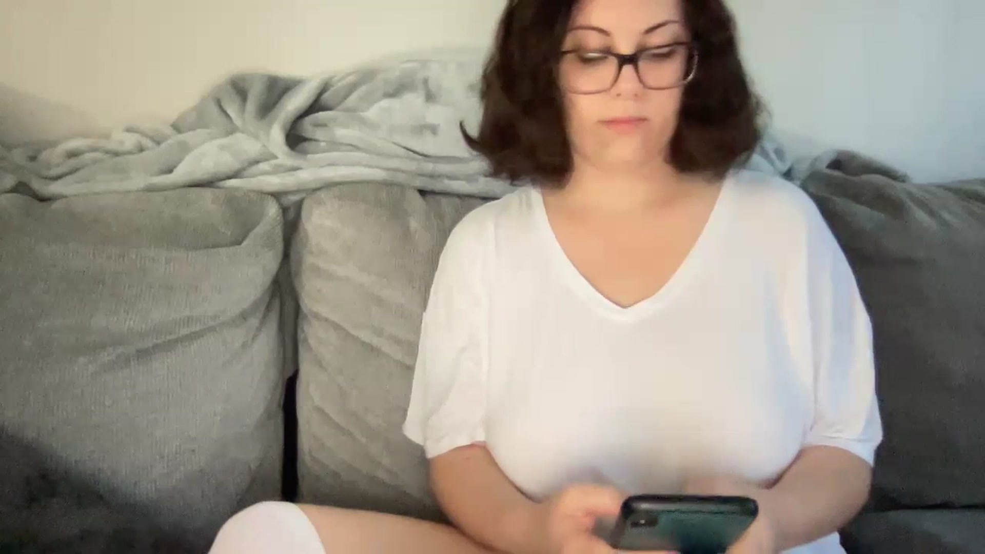 Gallery image thumbnail from Sexy_Sona's myfreecams stream on, 12/06/2023, 13:33 image 7 of 20