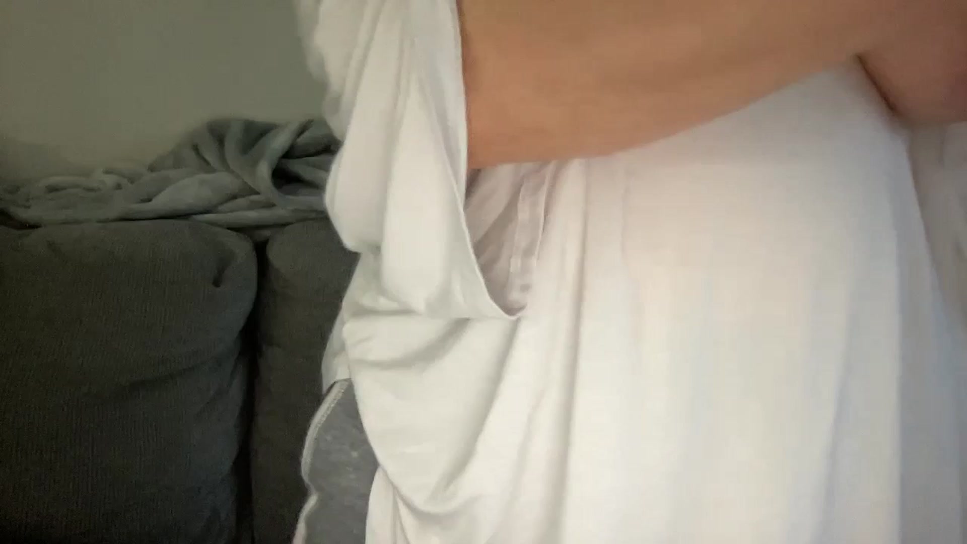 Gallery image thumbnail from Sexy_Sona's myfreecams stream on, 12/06/2023, 14:41 image 1 of 20