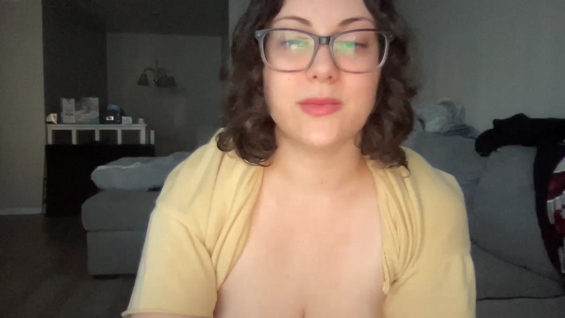 Gallery image thumbnail from Sexy_Sona's myfreecams stream on, 12/07/2023, 15:38 image 16 of 20