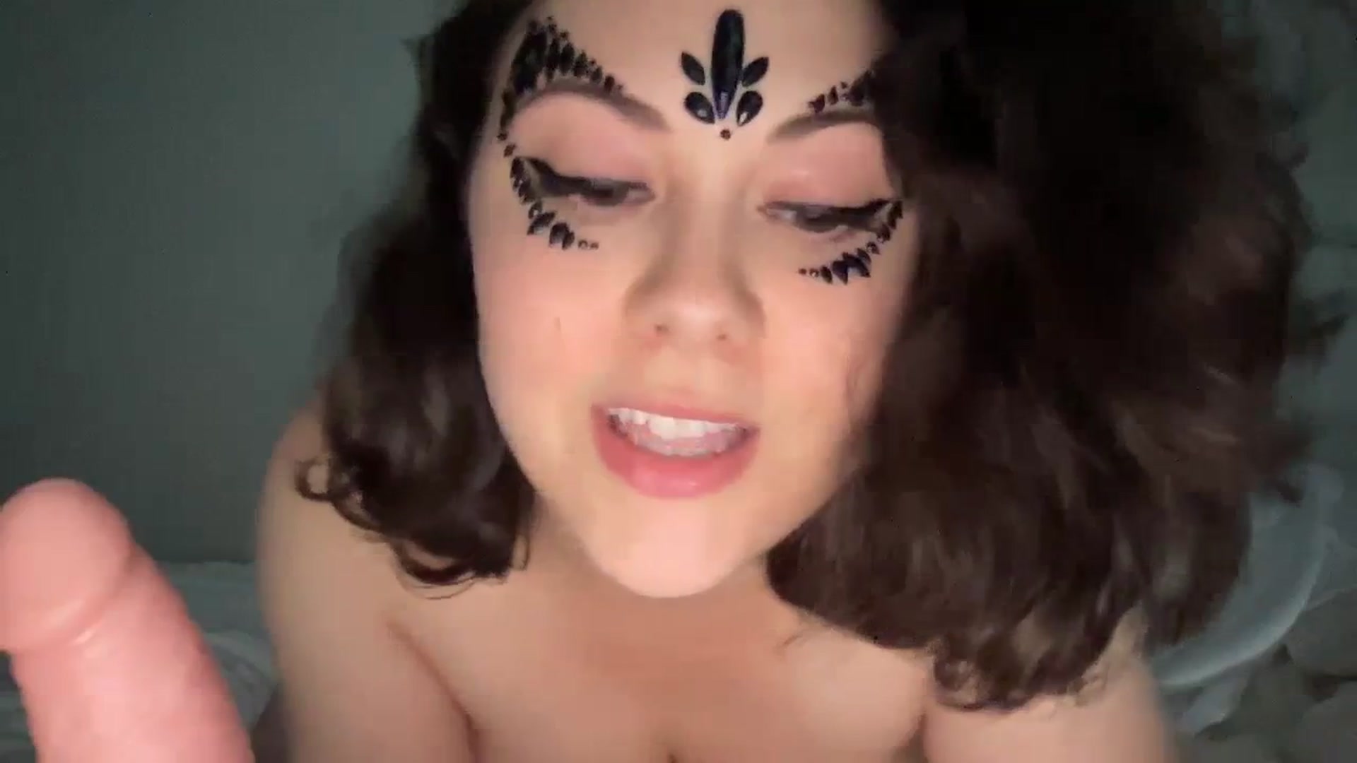 Gallery image thumbnail from Sexy_Sona's myfreecams stream on, 12/17/2023, 21:26 image 3 of 20