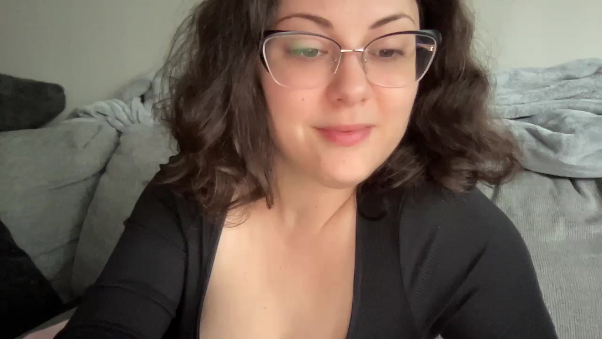 Gallery image thumbnail from Sexy_Sona's myfreecams stream on, 01/24/2024, 18:05 image 7 of 20