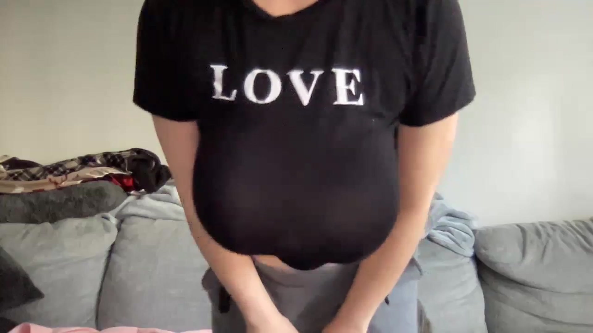 Gallery image thumbnail from Sexy_Sona's myfreecams stream on, 02/01/2024, 17:21 image 9 of 20