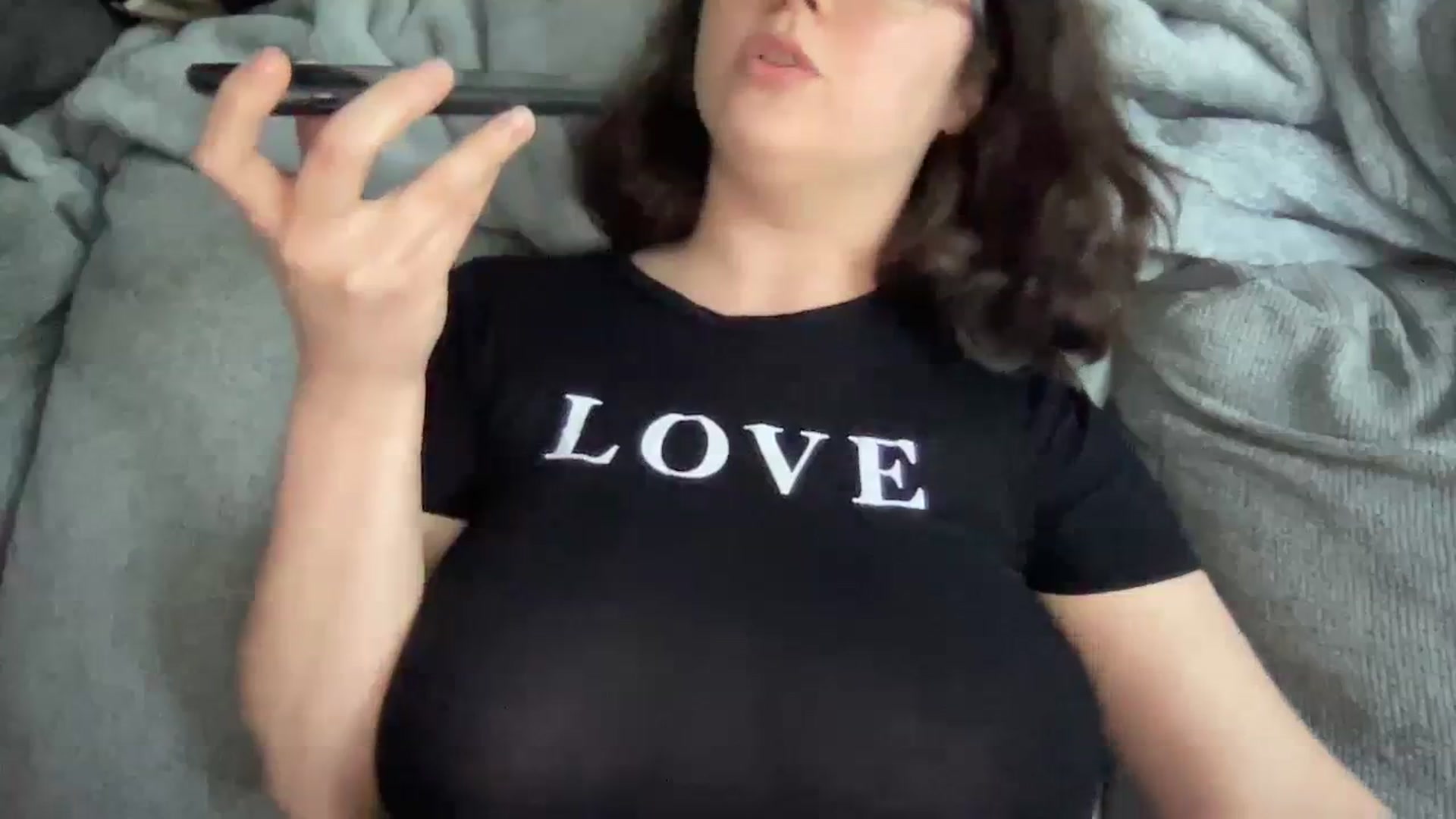 Gallery image thumbnail from Sexy_Sona's myfreecams stream on, 02/01/2024, 18:32 image 10 of 20
