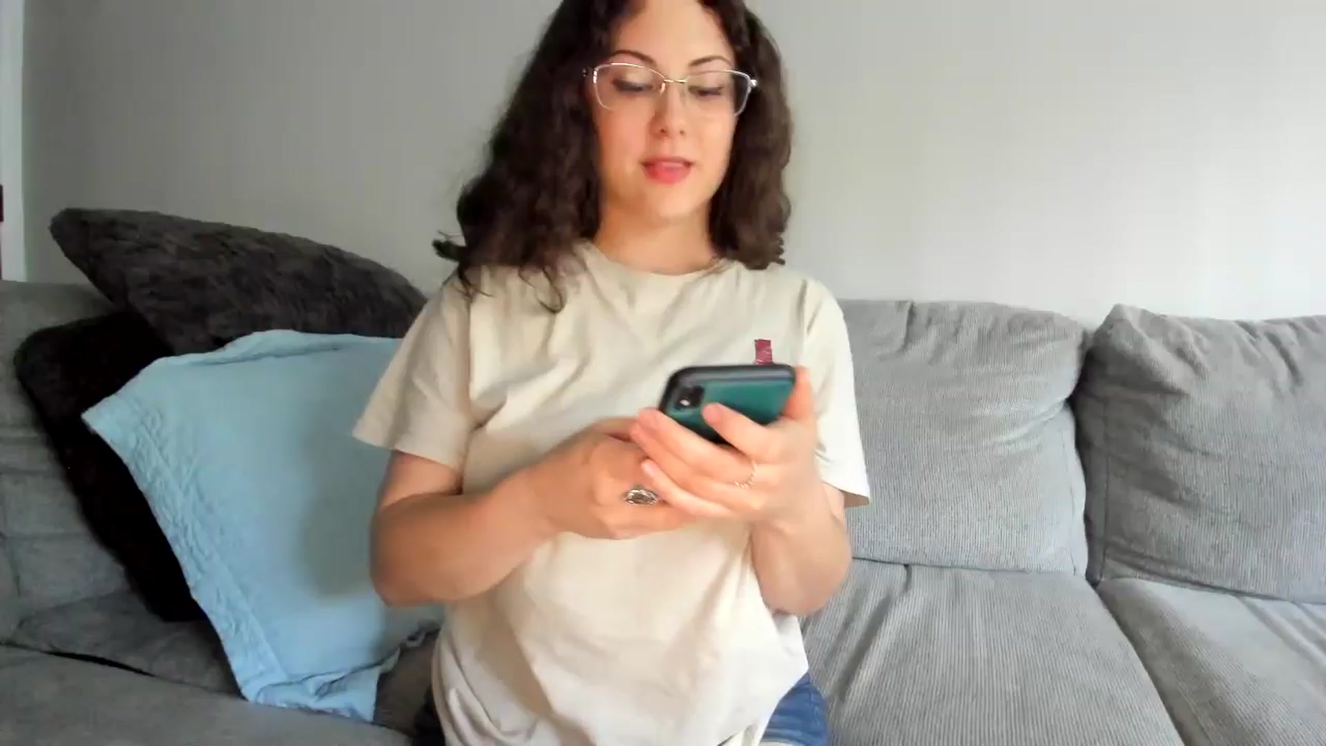Gallery image thumbnail from Sexy_Sona's myfreecams stream on, 05/21/2024, 14:23 image 1 of 20