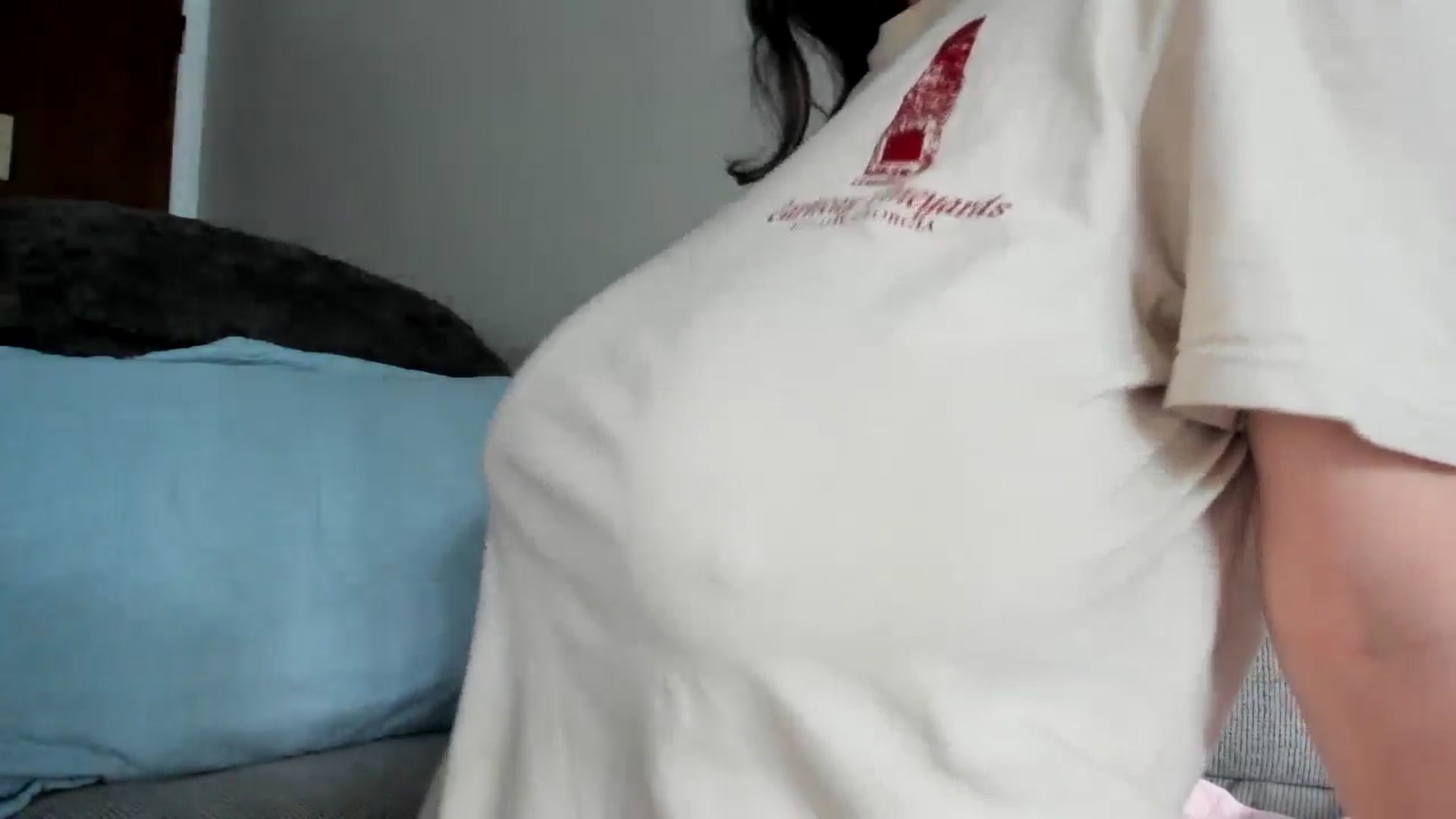 Gallery image thumbnail from Sexy_Sona's myfreecams stream on, 05/21/2024, 15:08 image 14 of 20