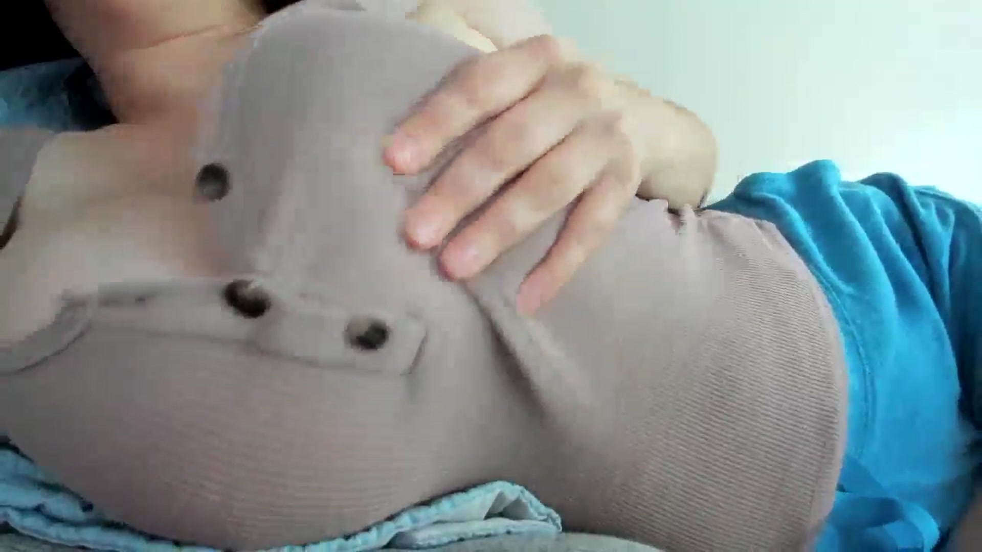 Gallery image thumbnail from Sexy_Sona's myfreecams stream on, 05/30/2024, 19:08 image 17 of 20