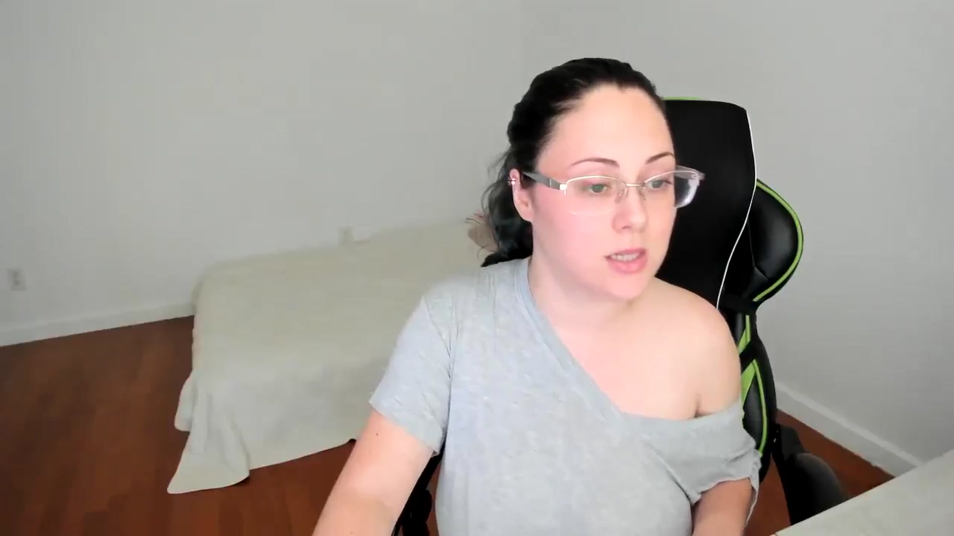 Gallery image thumbnail from Sexy_Sona's myfreecams stream on, 09/10/2025, 17:01 image 19 of 20