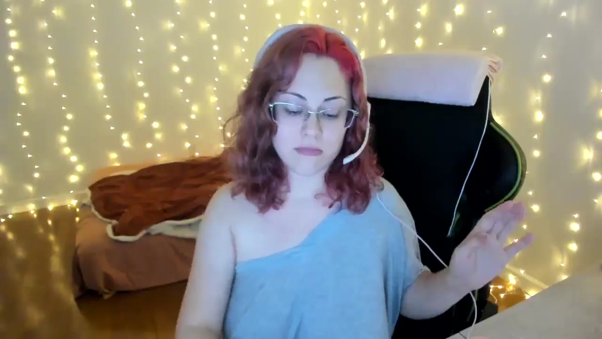 Gallery image thumbnail from Sexy_Sona's myfreecams stream on, 10/01/2025, 22:52 image 6 of 20