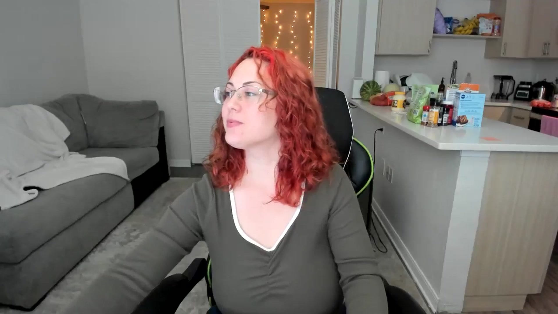 Gallery image thumbnail from Sexy_Sona's myfreecams stream on, 10/25/2025, 19:30 image 9 of 20