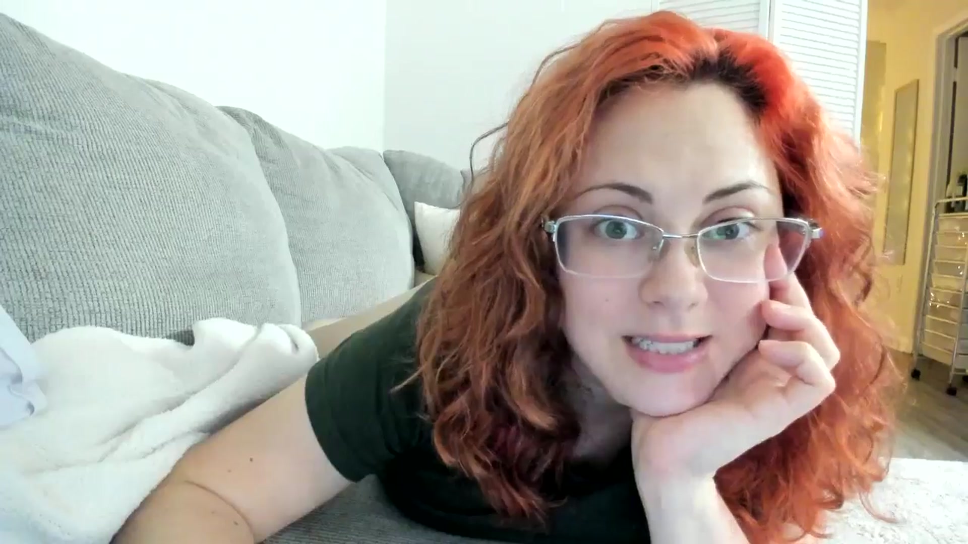 Gallery image thumbnail from Sexy_Sona's myfreecams stream on, 10/27/2025, 19:27 image 6 of 20