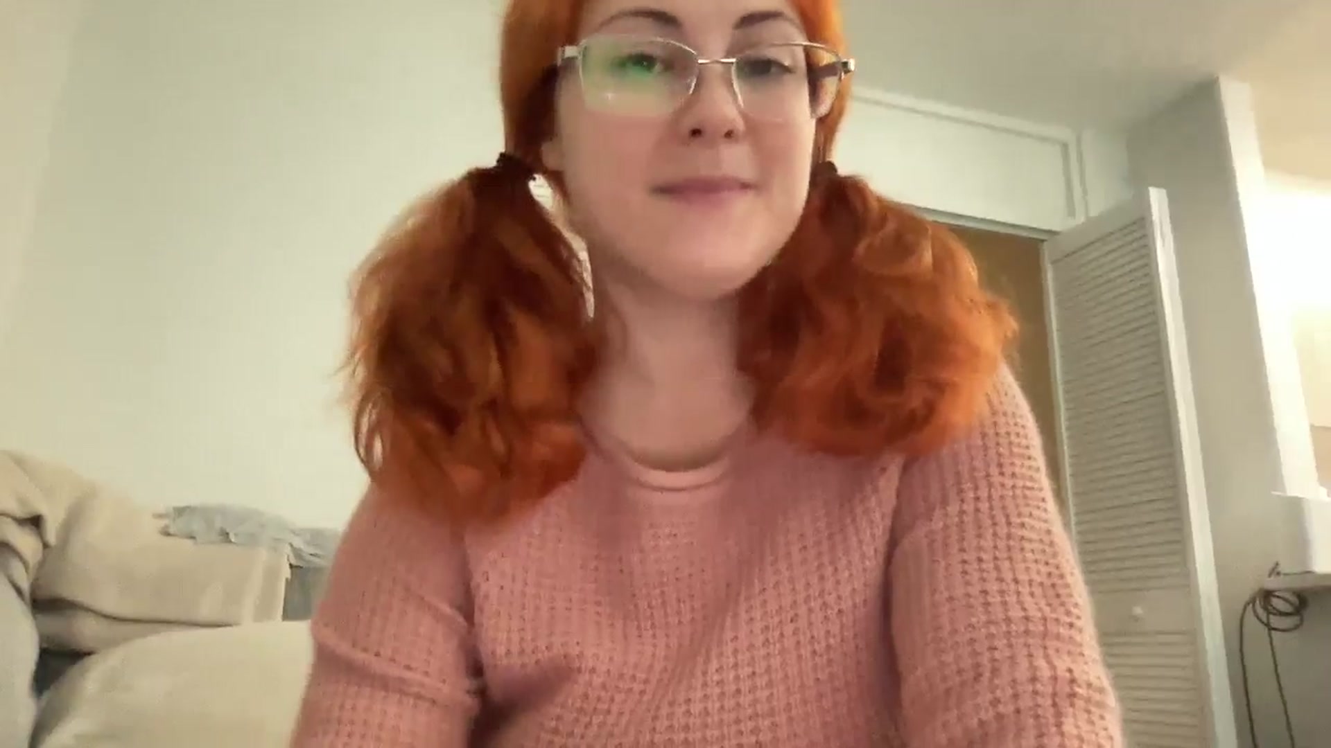 Gallery image thumbnail from Sexy_Sona's myfreecams stream on, 12/11/2025, 19:08 image 9 of 20