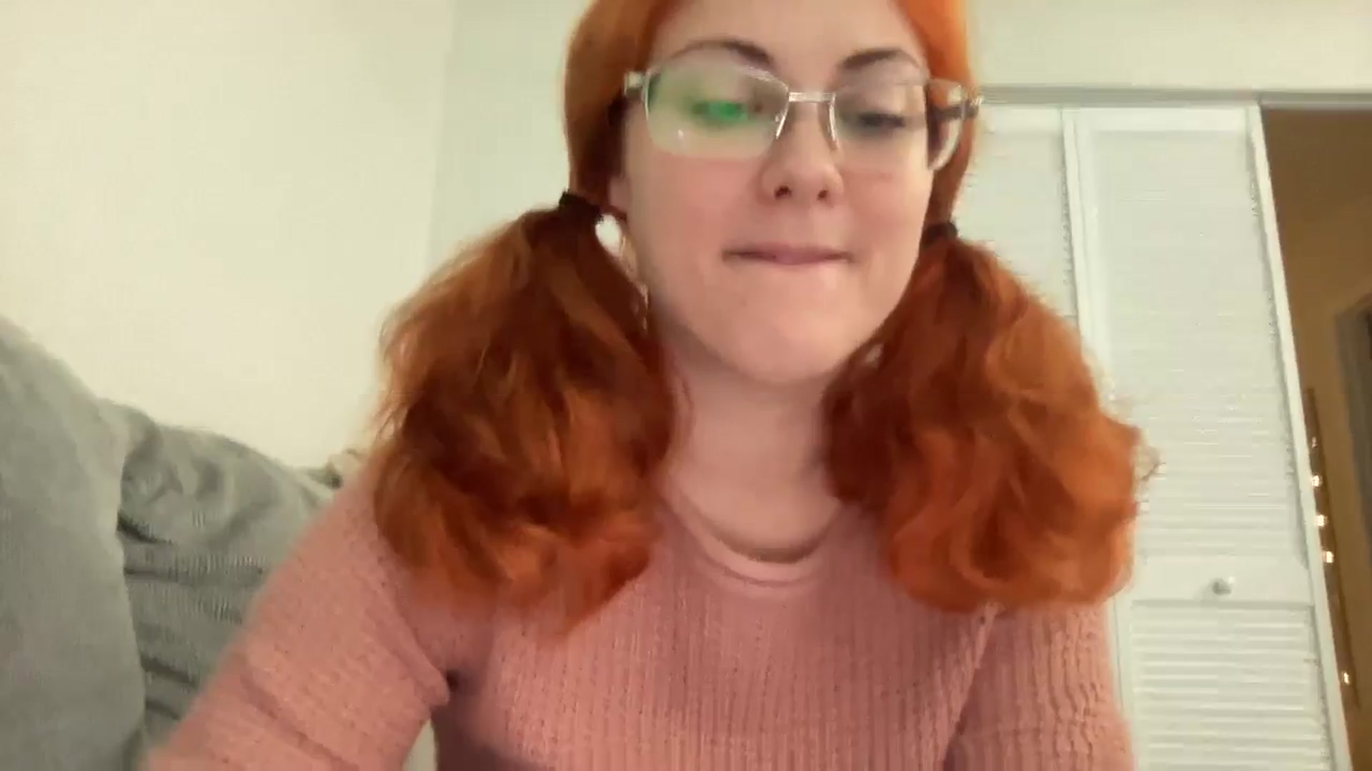 Gallery image thumbnail from Sexy_Sona's myfreecams stream on, 12/11/2025, 19:08 image 20 of 20